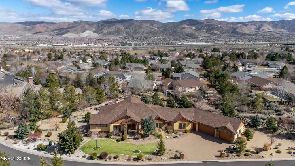 Photo of 16070 River Oaks Court, Reno, NV 89511 (MLS # 260002521)