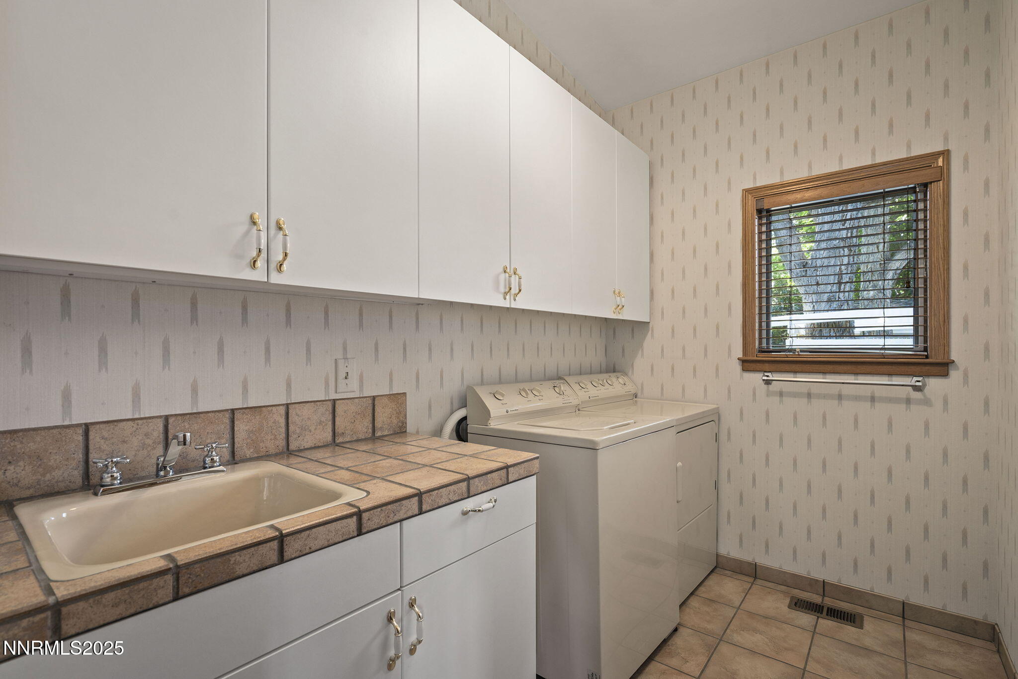 47-web-or-mls-_DSC0242