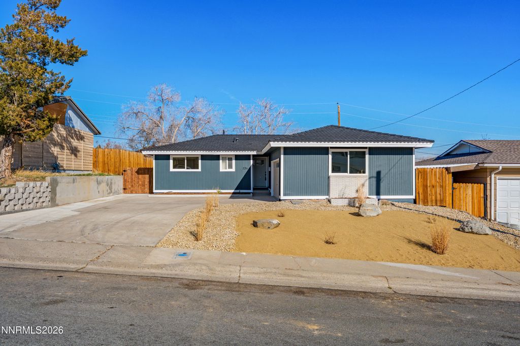 Photo of 3286 Heights Drive, Reno, NV 89503 (MLS # 260001353)