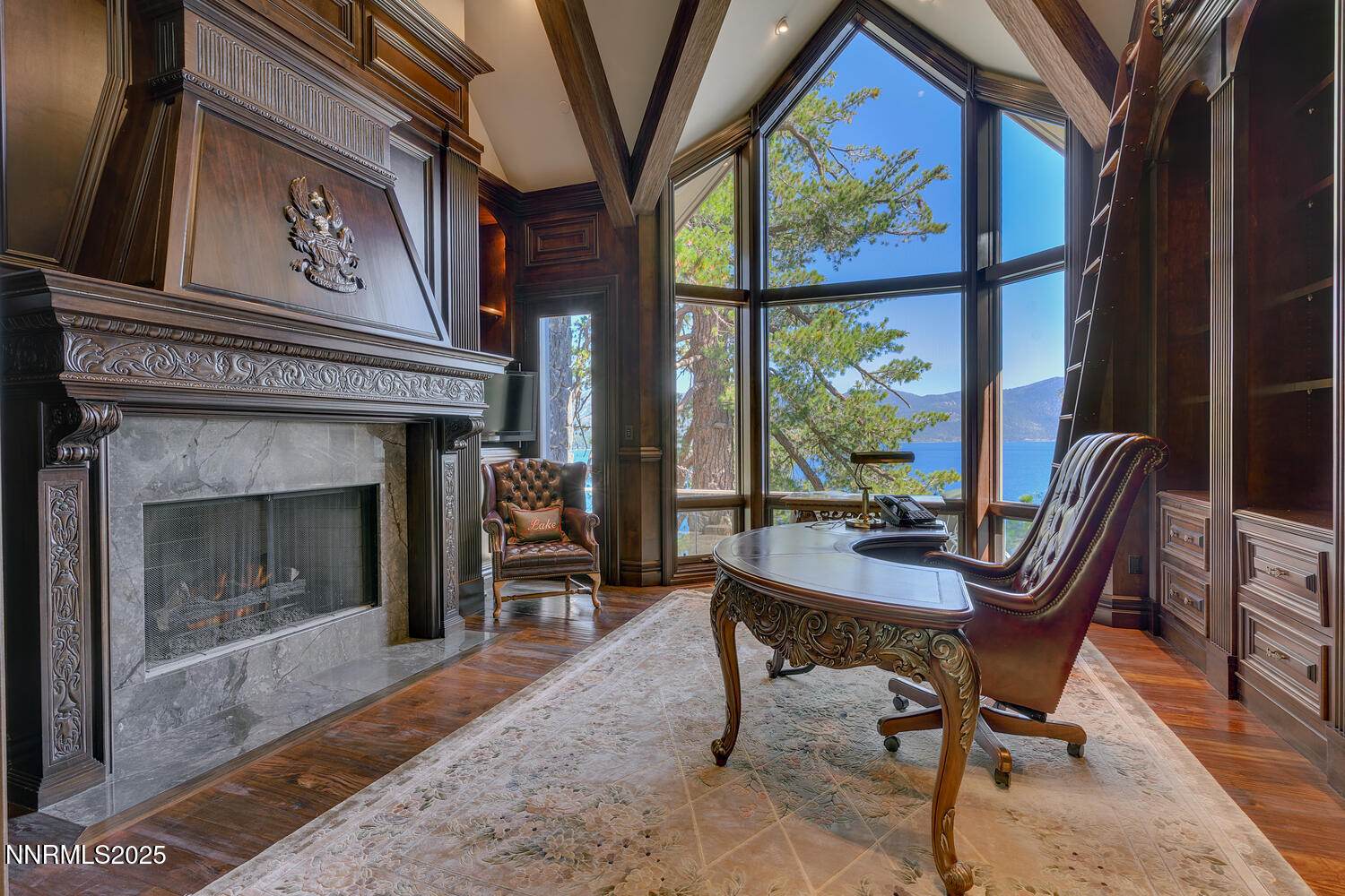 Crystal Pointe Library