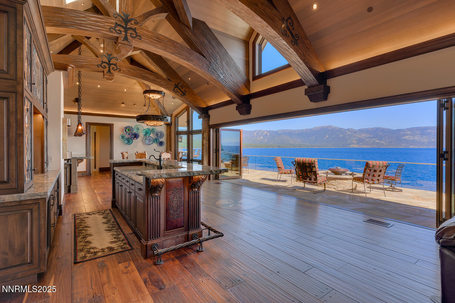 Crystal Pointe Cottage Great Room