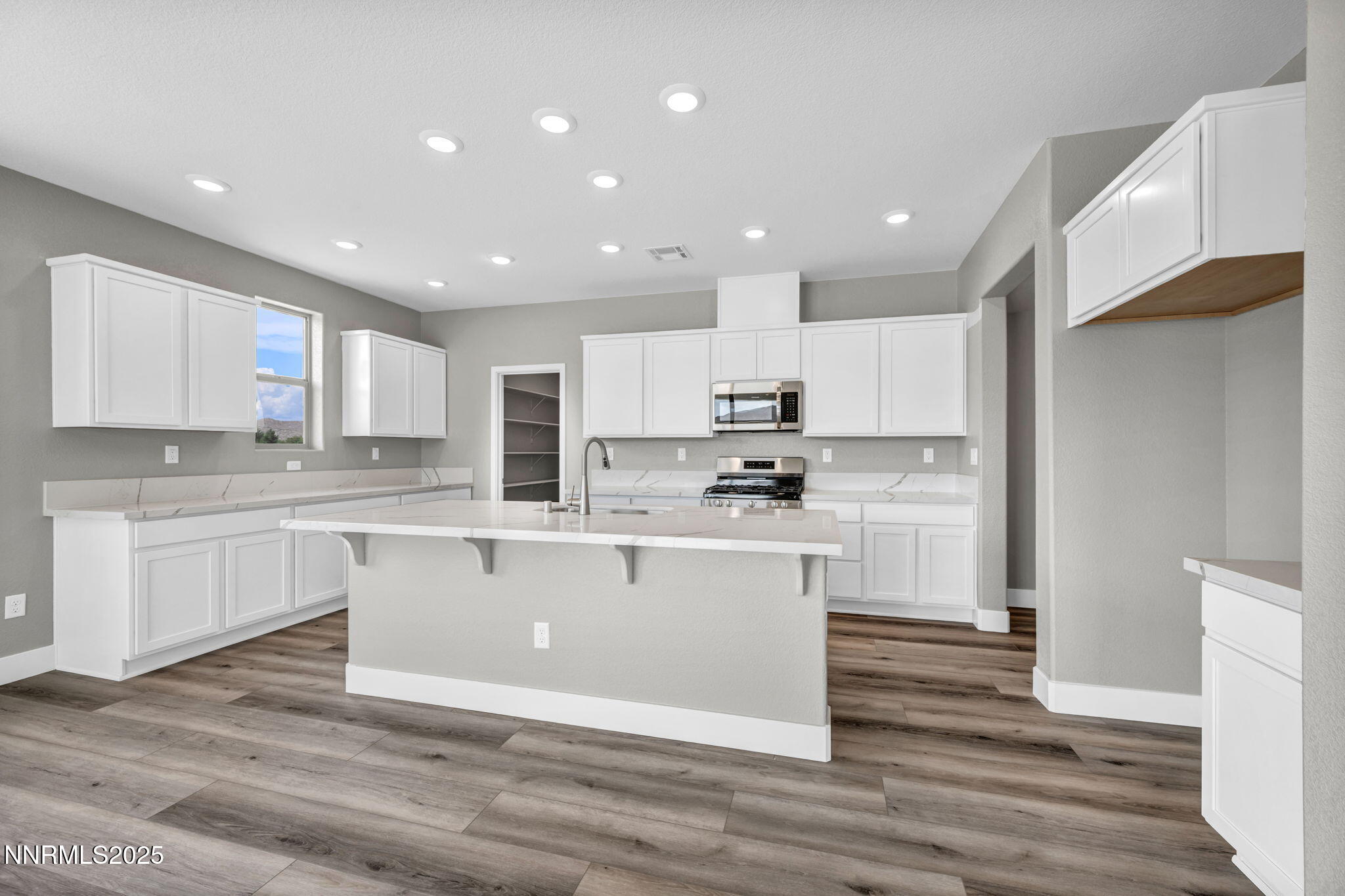 27-web-or-mls-754-shimmer-ct