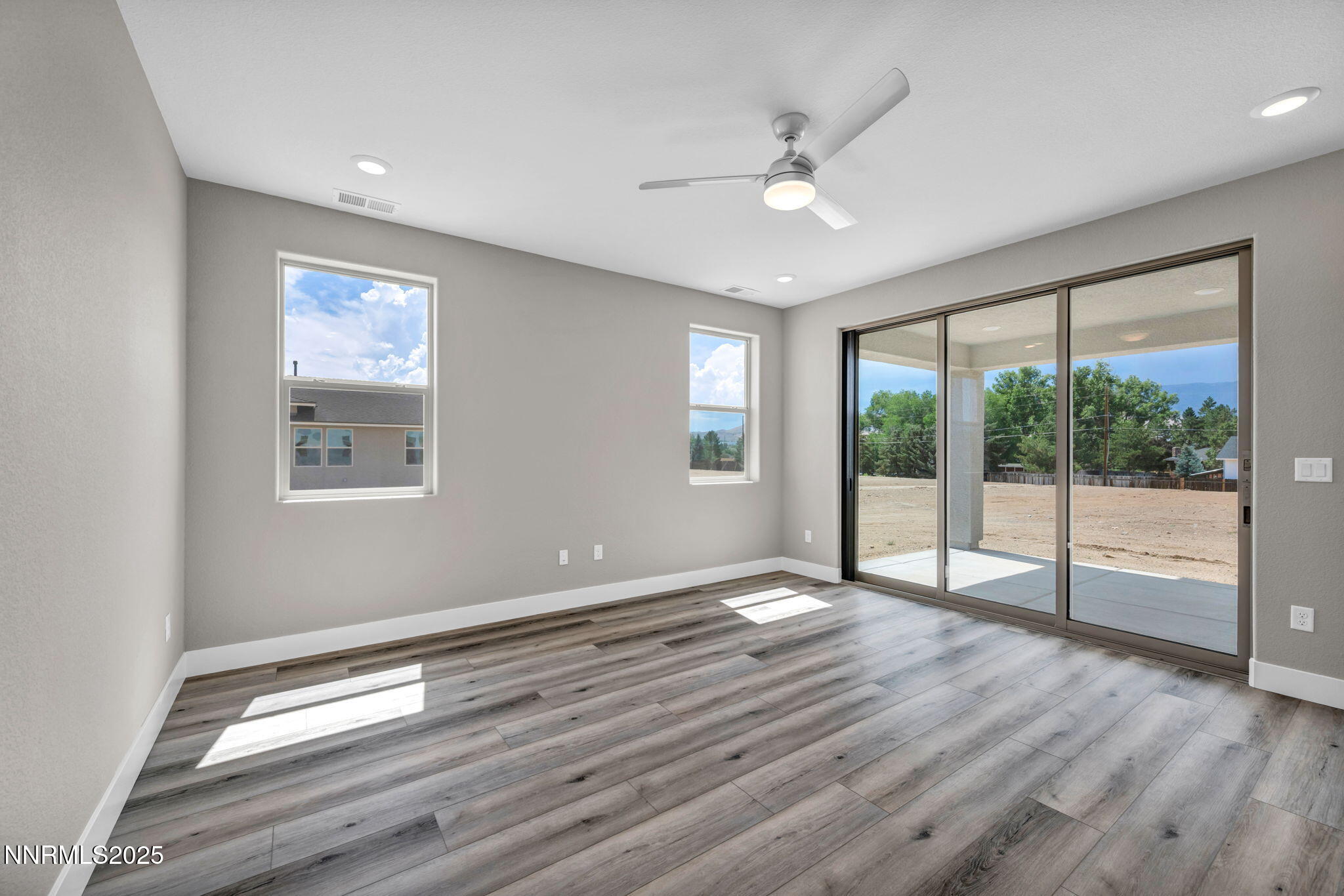 30-web-or-mls-754-shimmer-ct