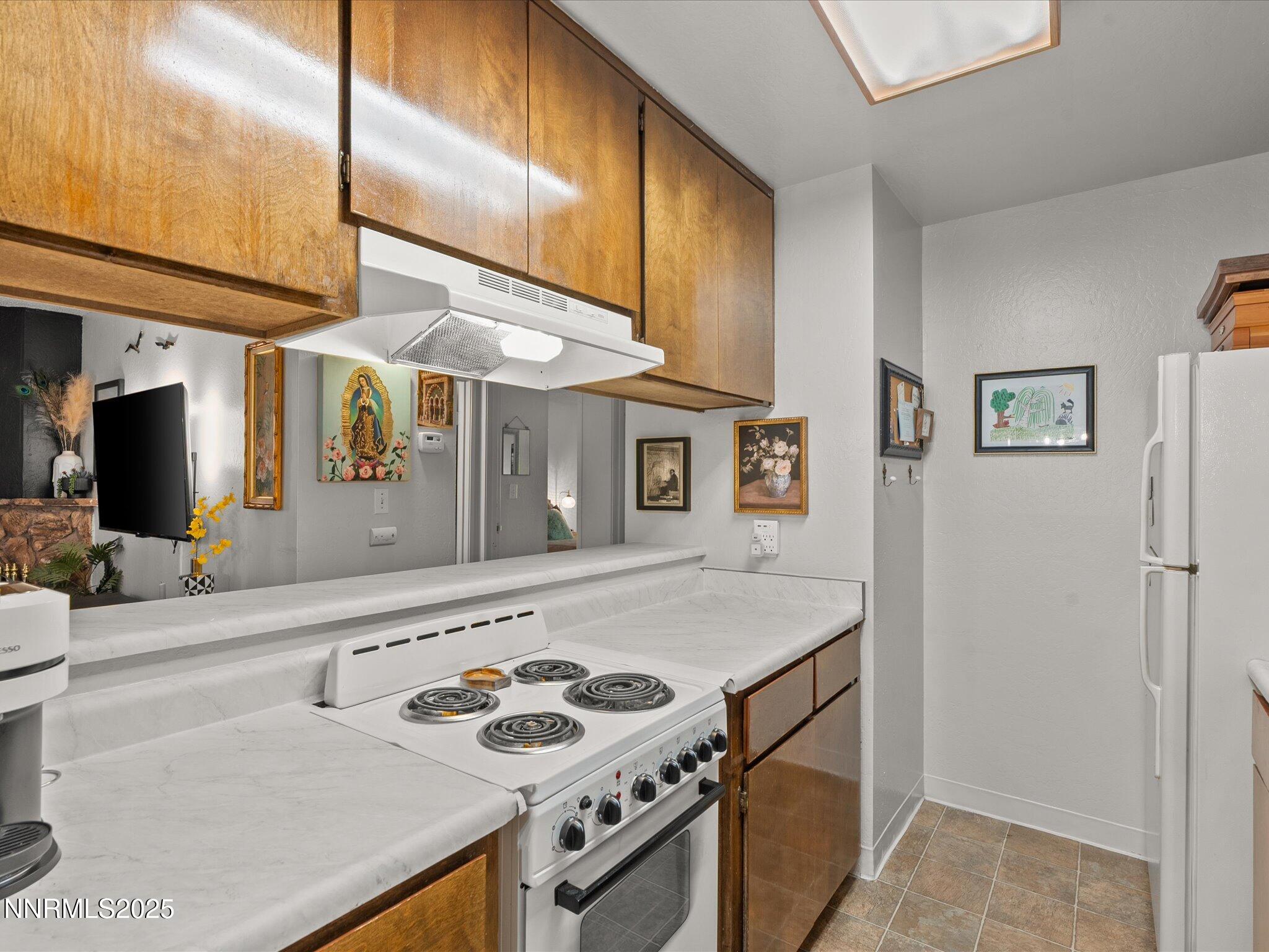 17-2955 Lakeside Dr-113