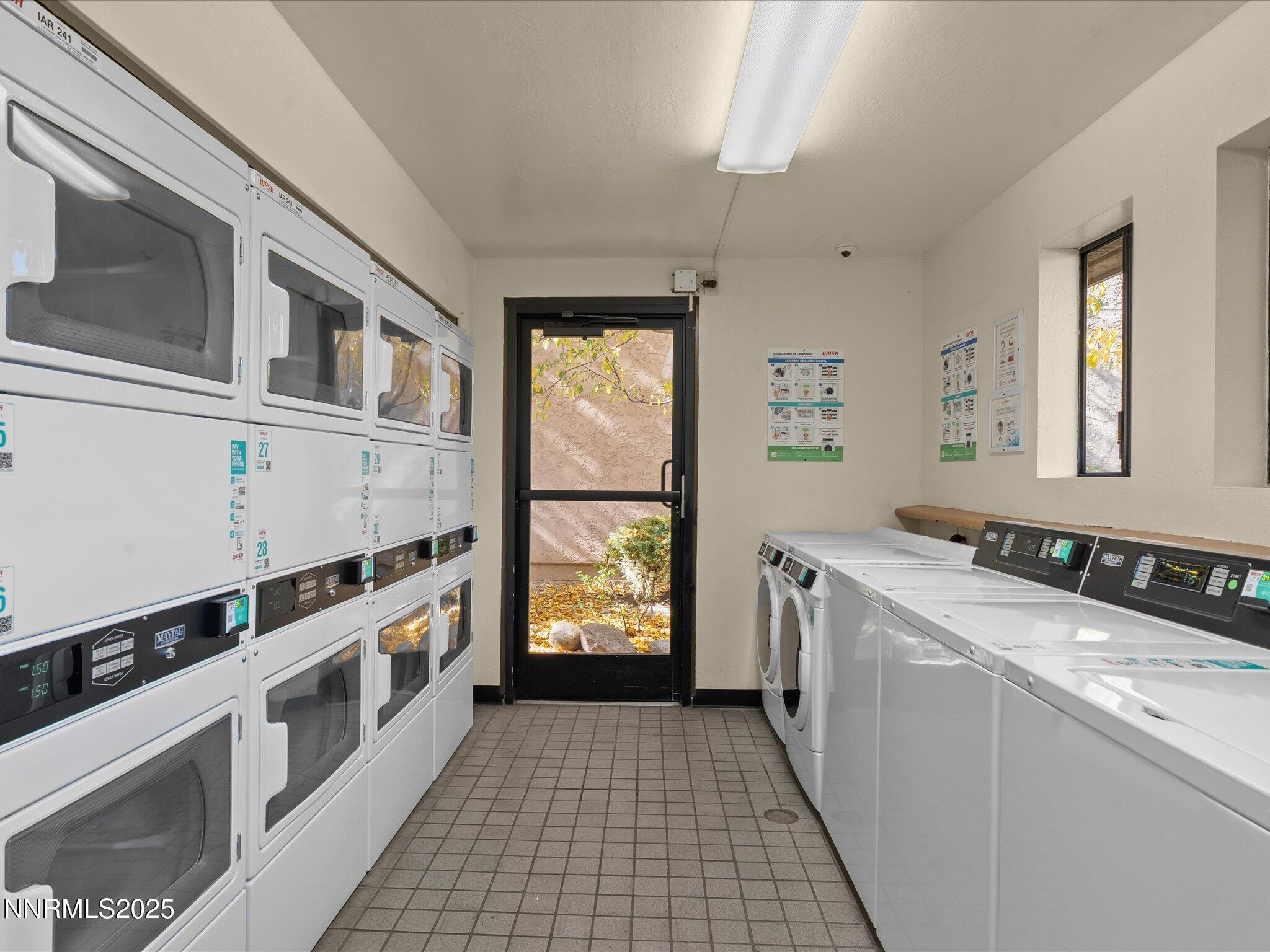 42-2955 Lakeside Dr-138