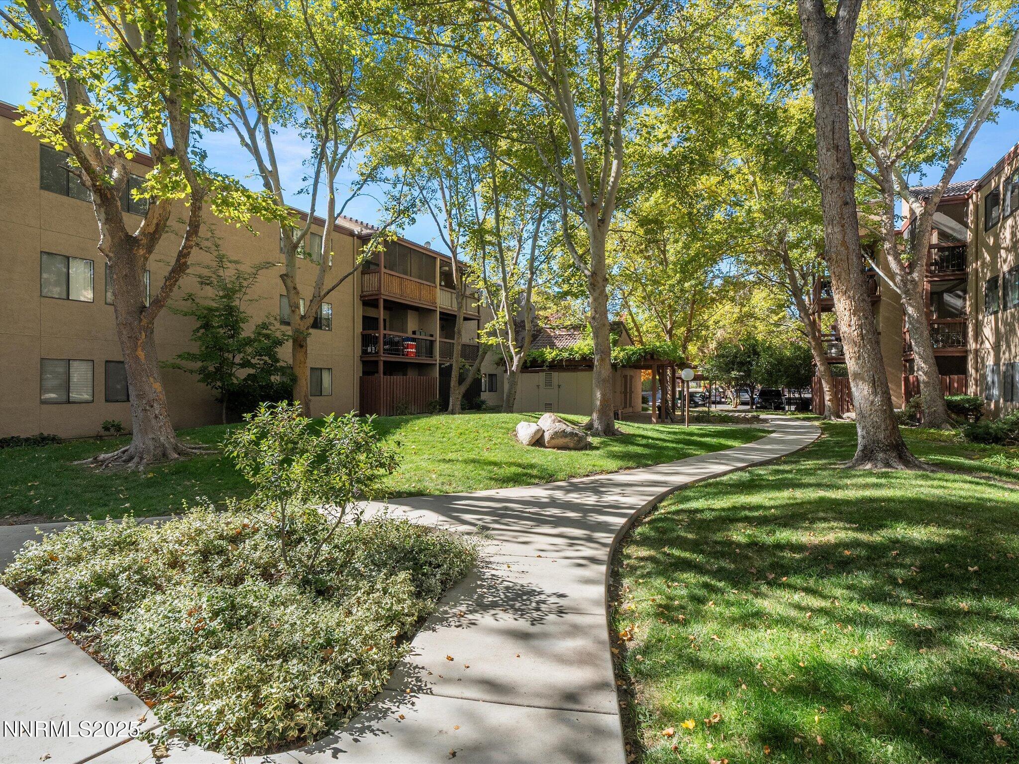 38-2955 Lakeside Dr-134