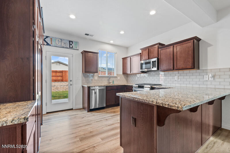 18697 Ginny Creek Ct (7 of 24)