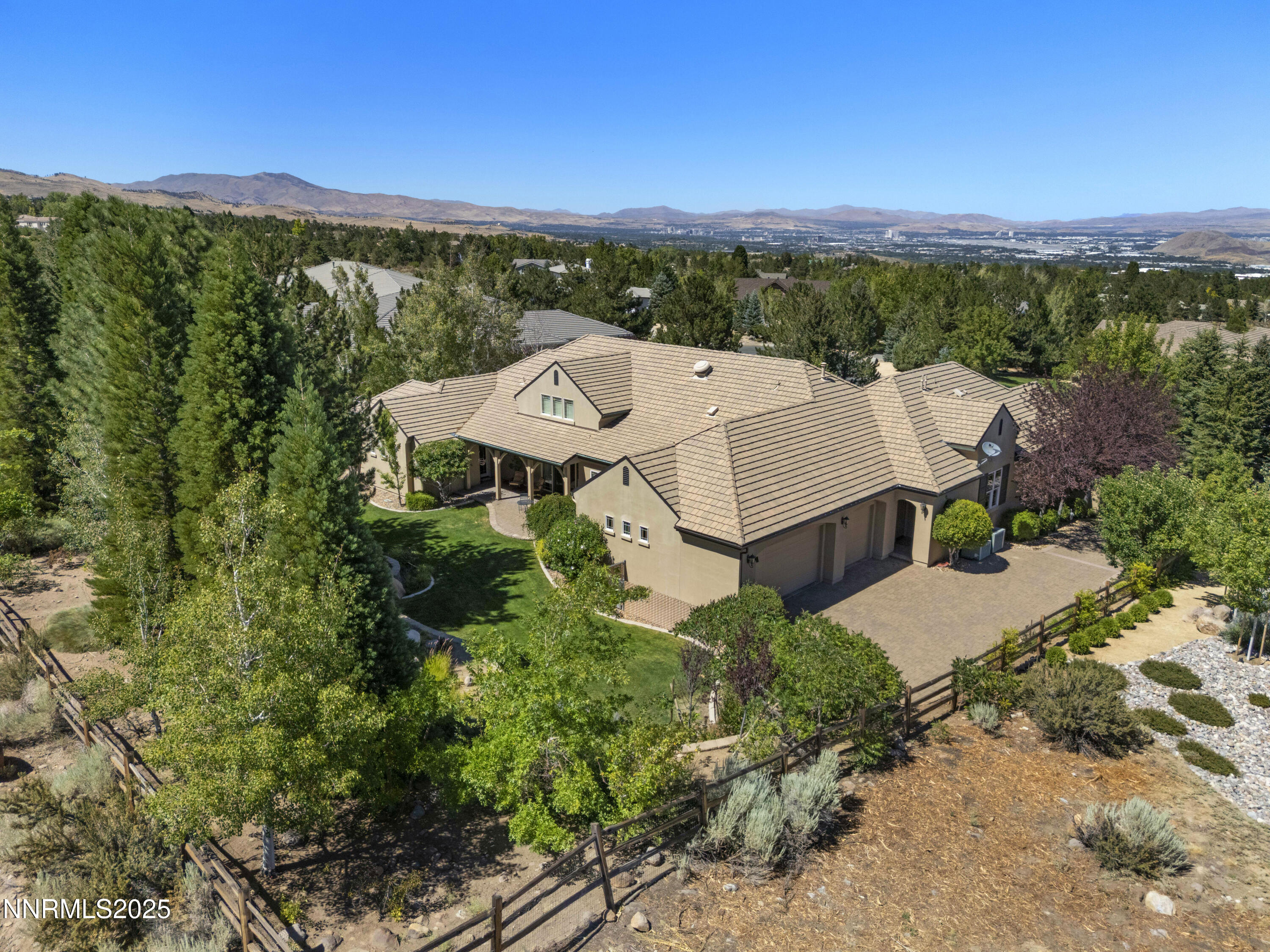 Black Eagle Daylight Drone Back