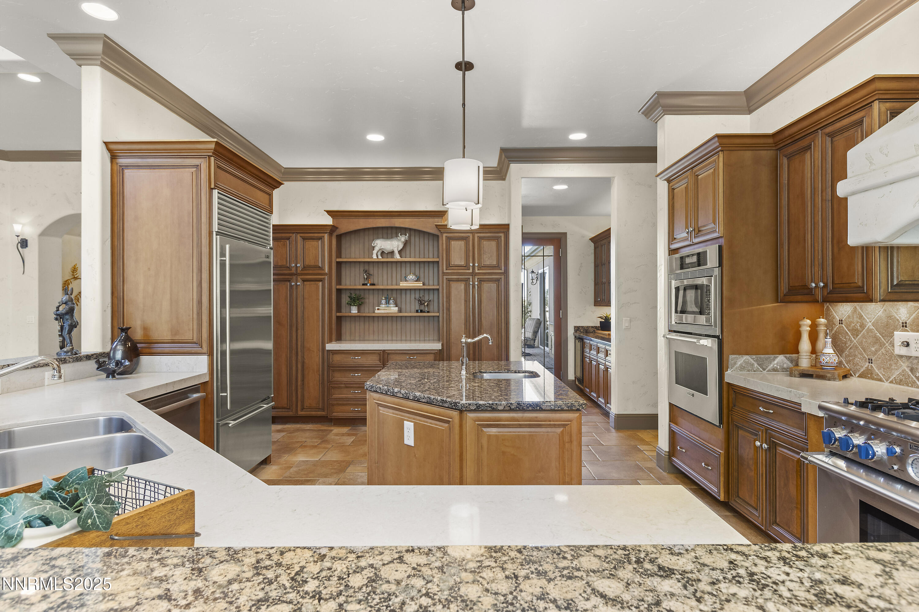 Black Eagle Kitchen 5