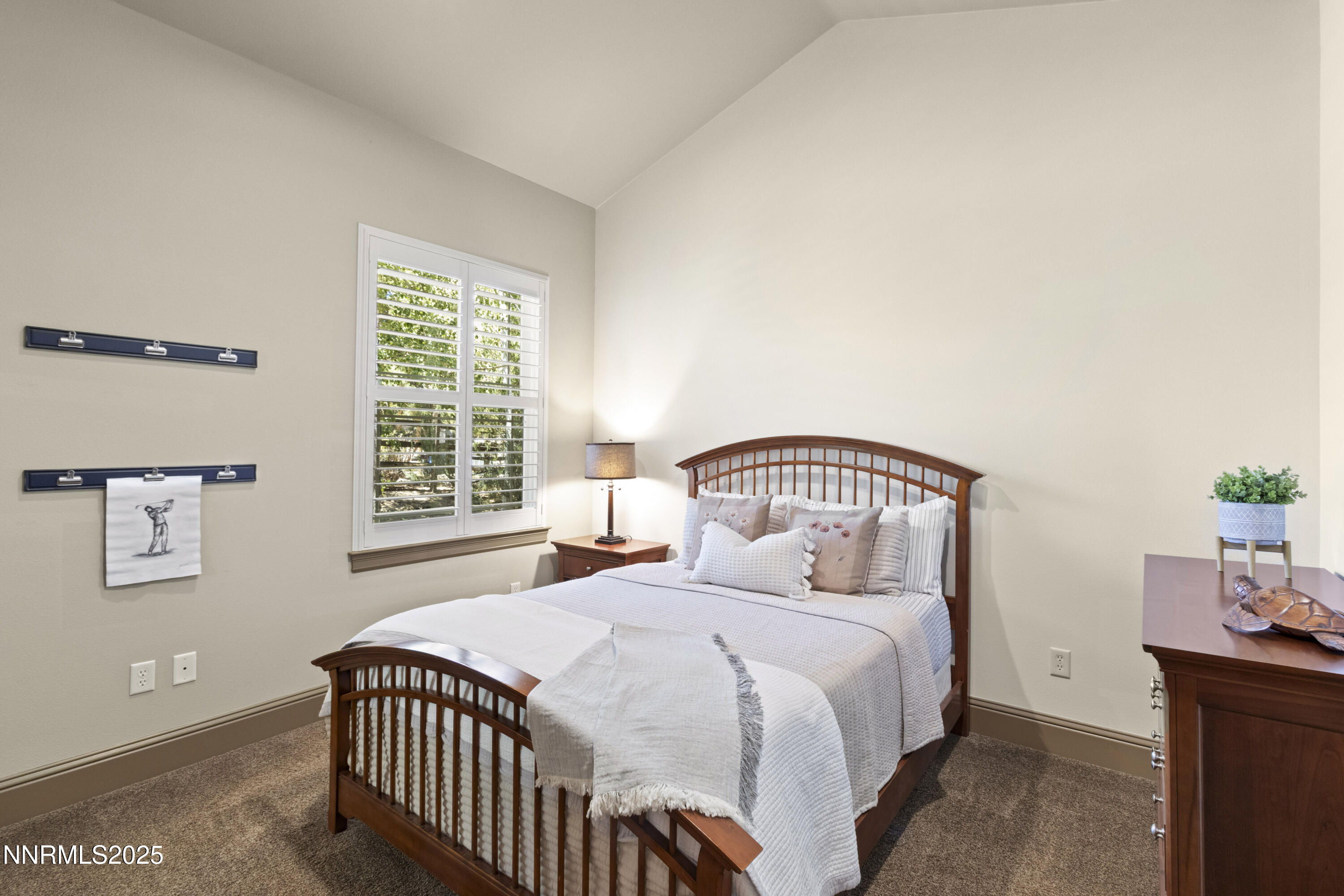 Black Eagle Bedroom 1