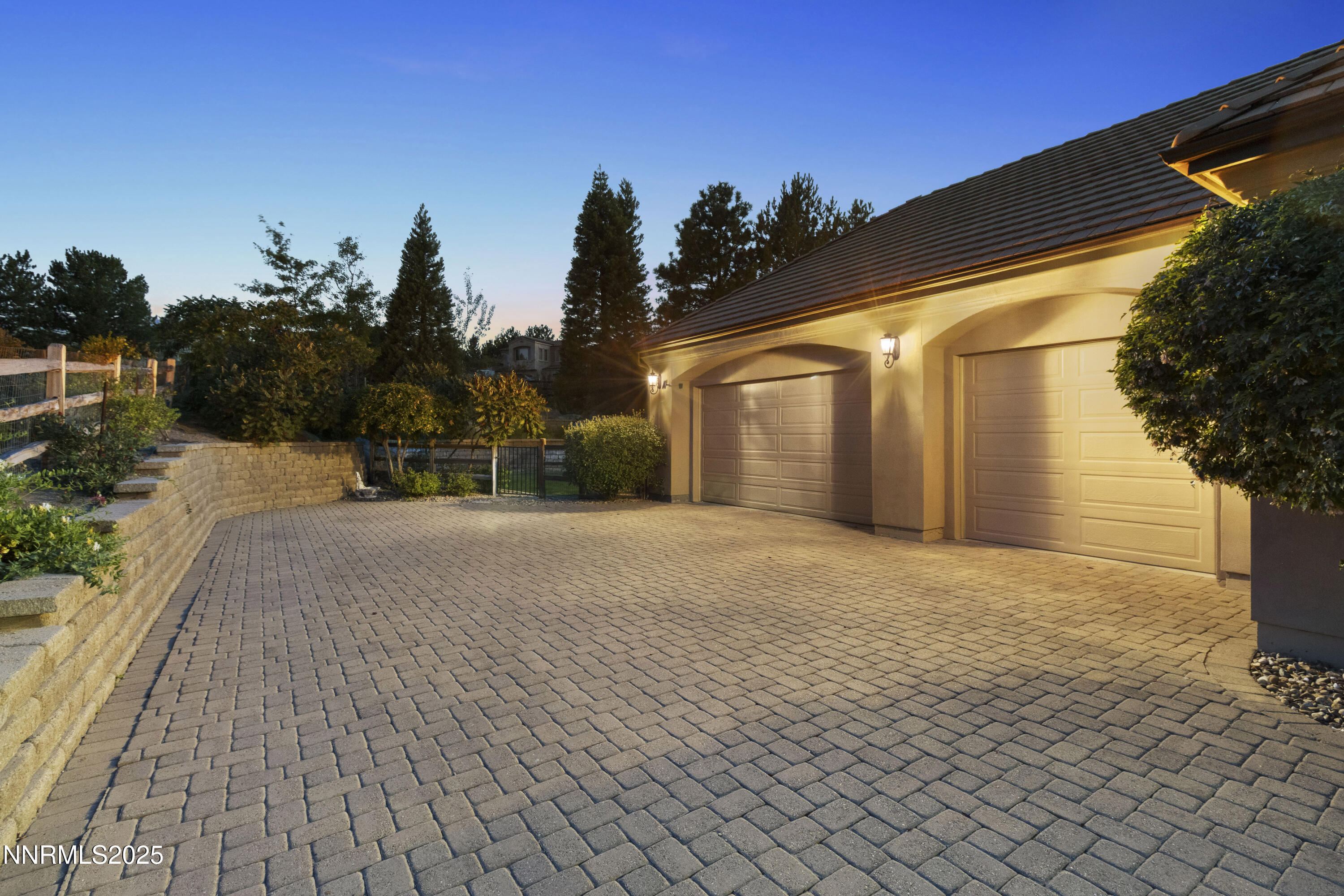 Black Eagle Dusk Garages