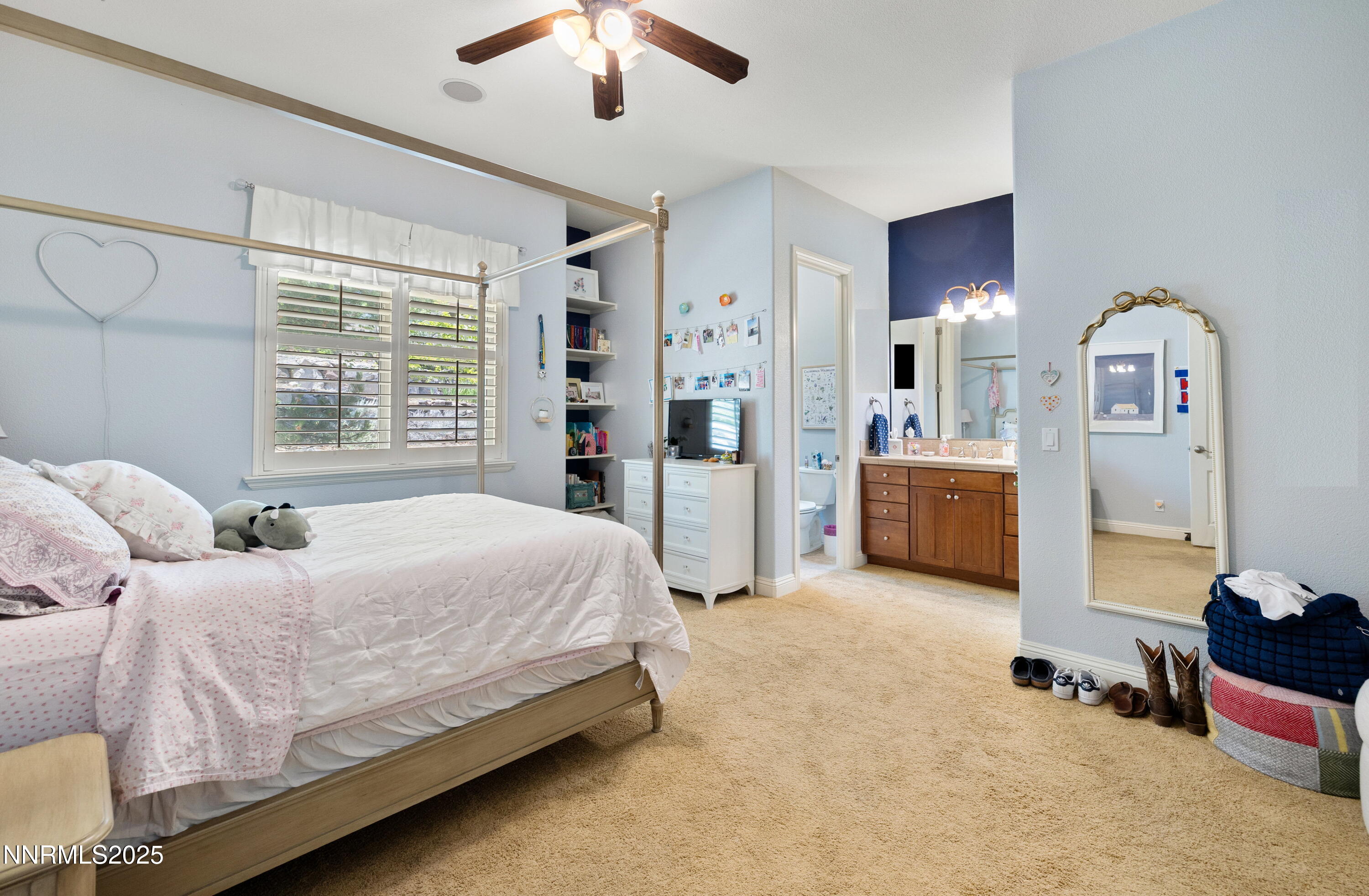 025_14-print-3639_silver_vista-17_243