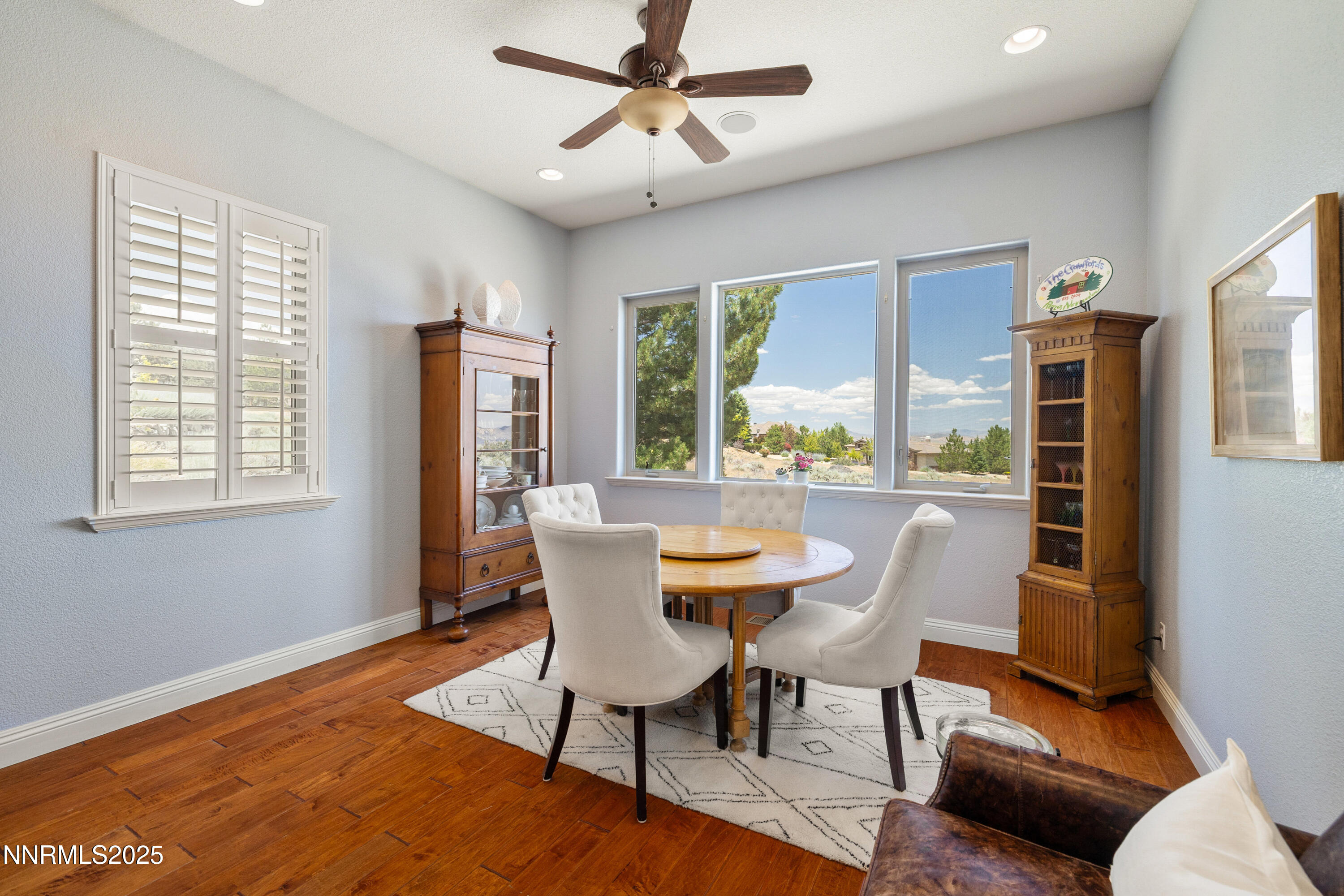 017_13-print-3639_silver_vista-14_373