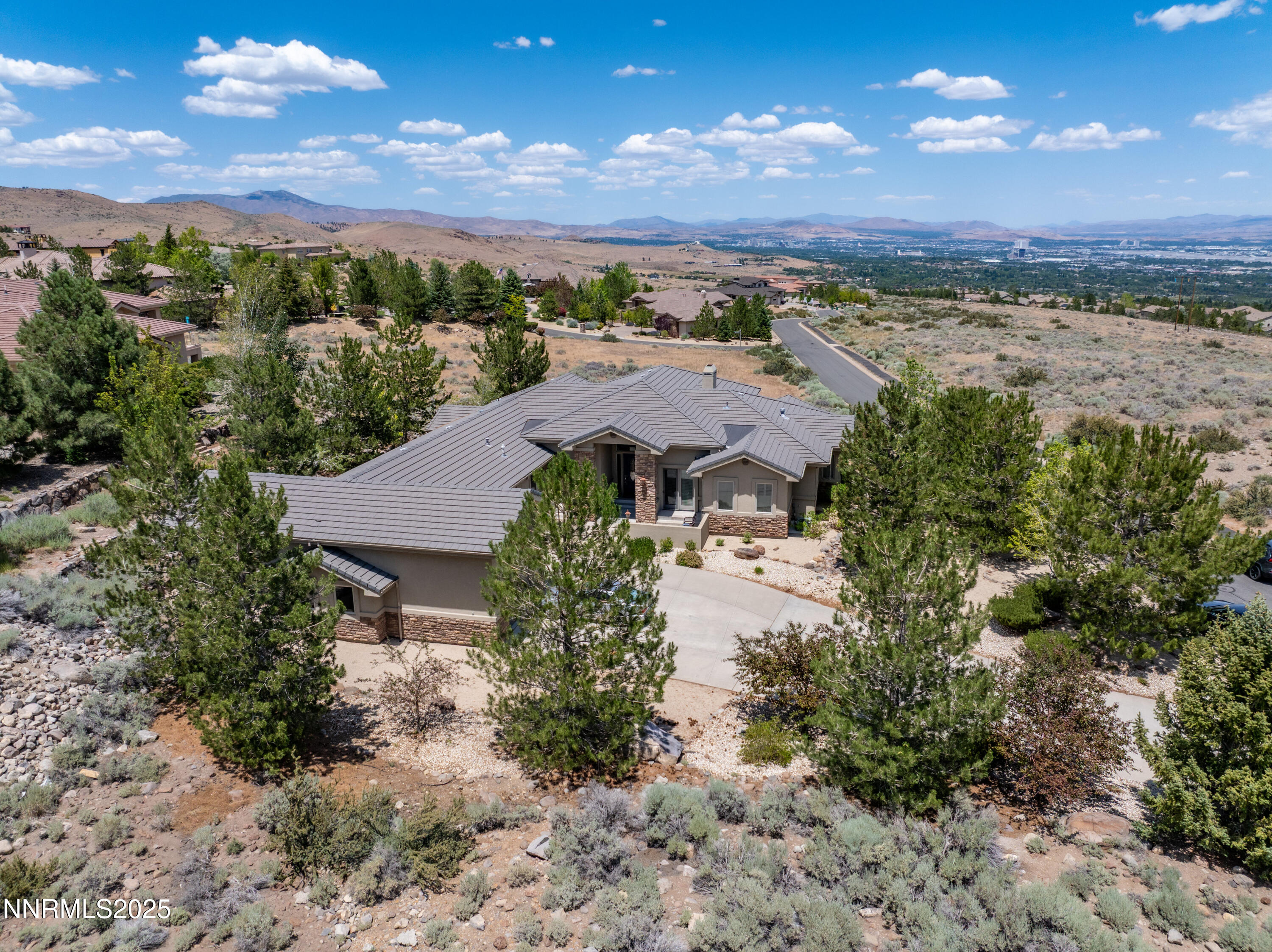 003_36-print-3639_silver_vista_drone_68