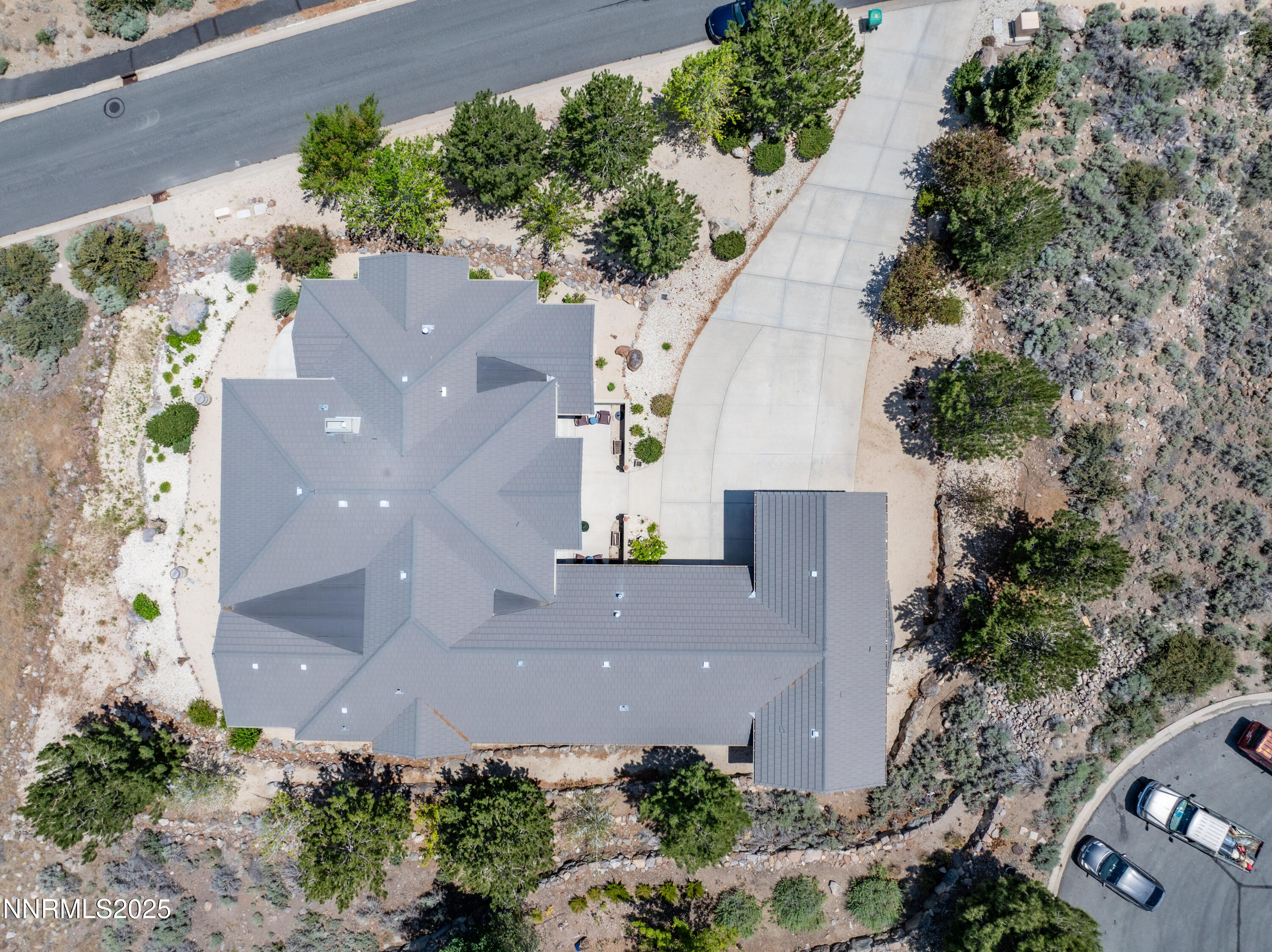 004_35-print-3639_silver_vista_drone-9_7