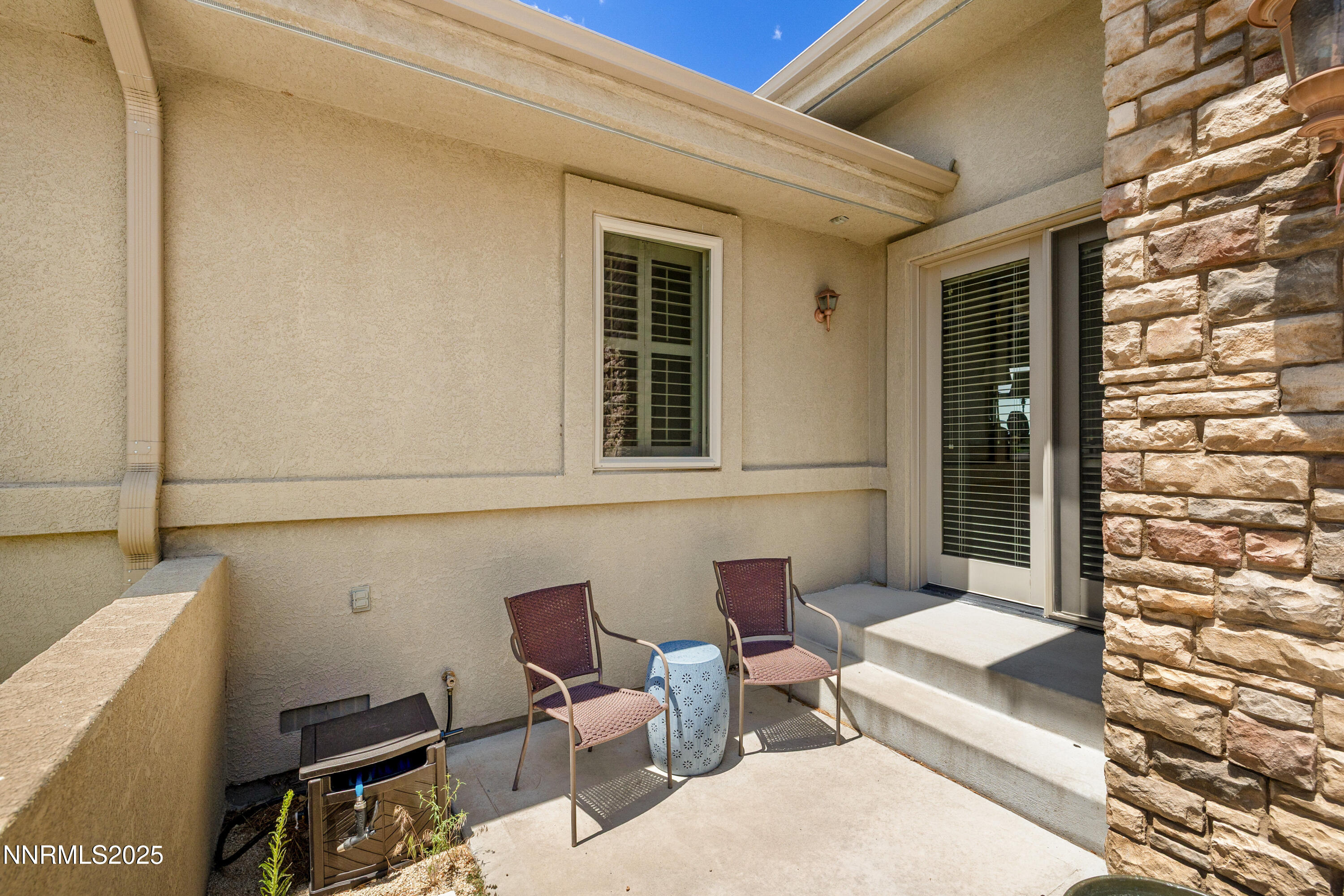 007_24-print-3639_silver_vista-27_595