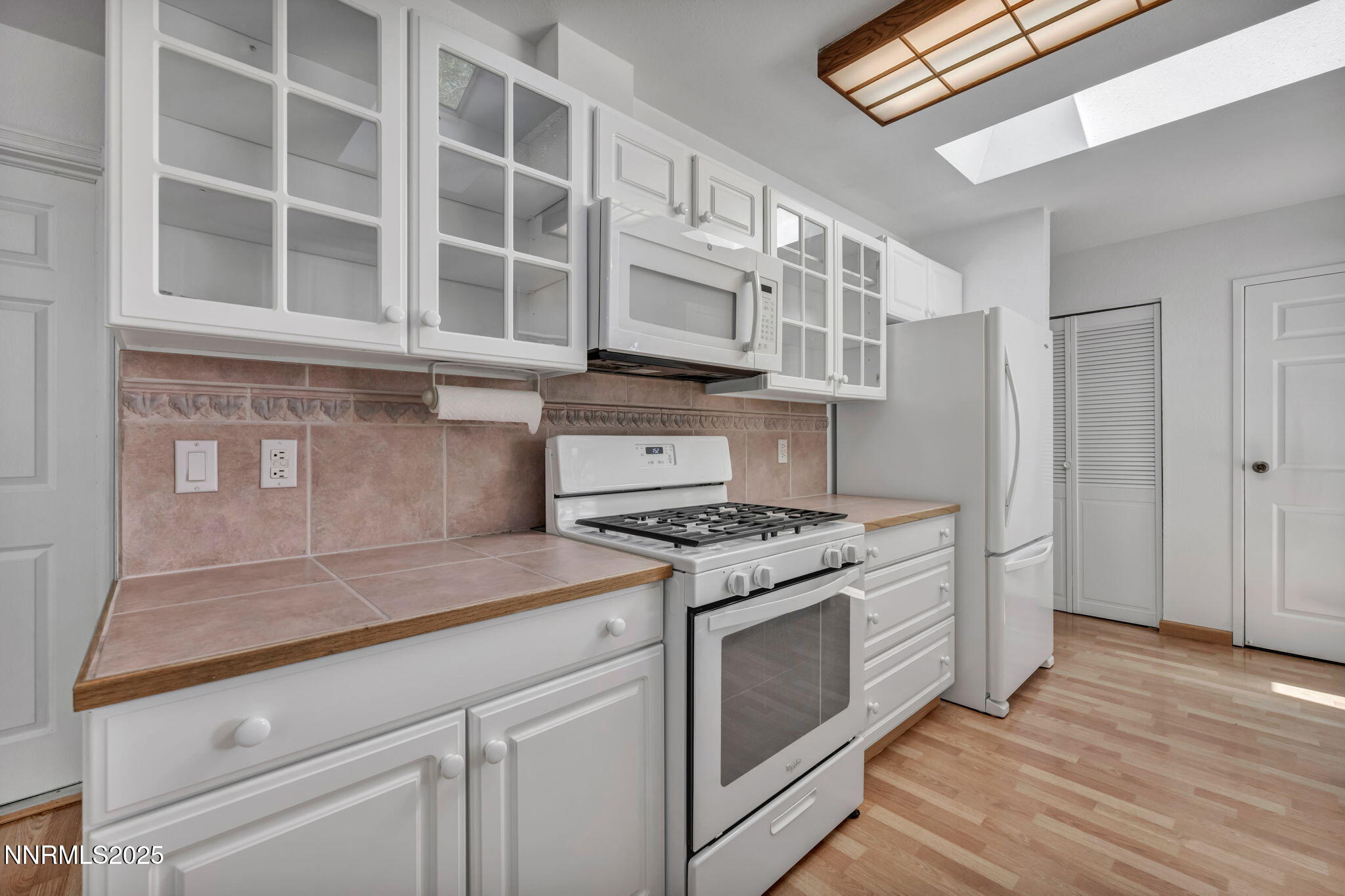 50-web-or-mls-347-7th-st