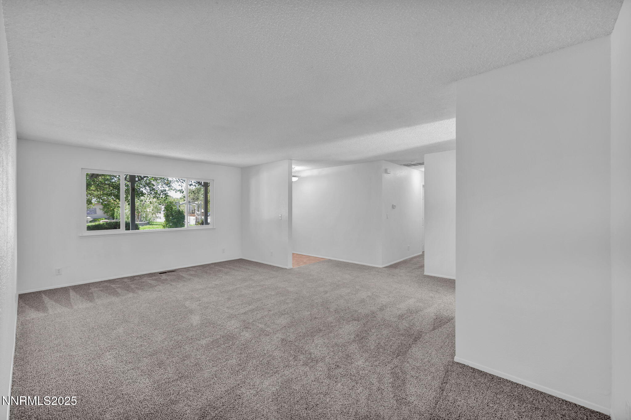 44-web-or-mls-347-7th-st