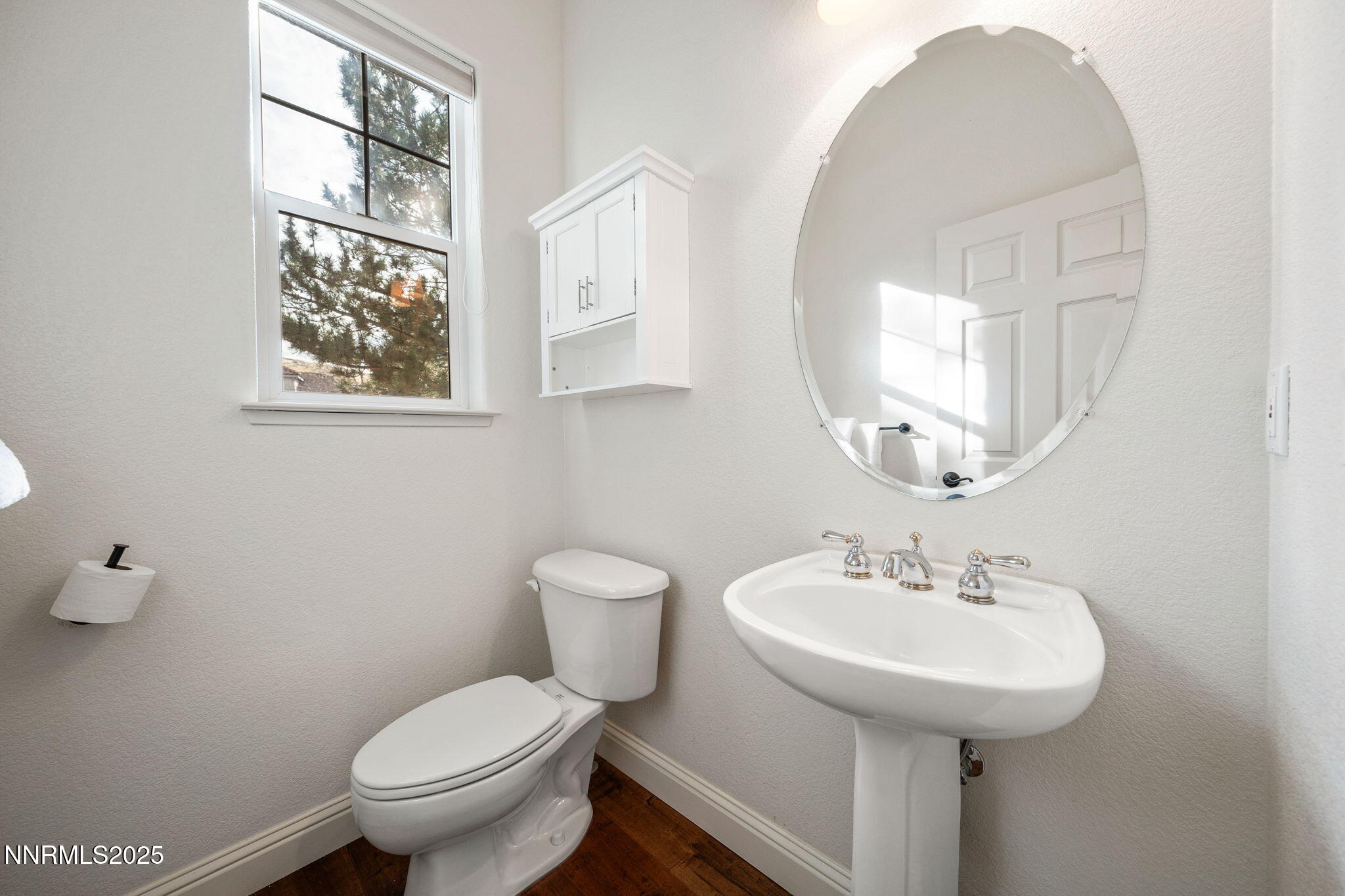 3-web-or-mls-2573 Rampart Terrace-5