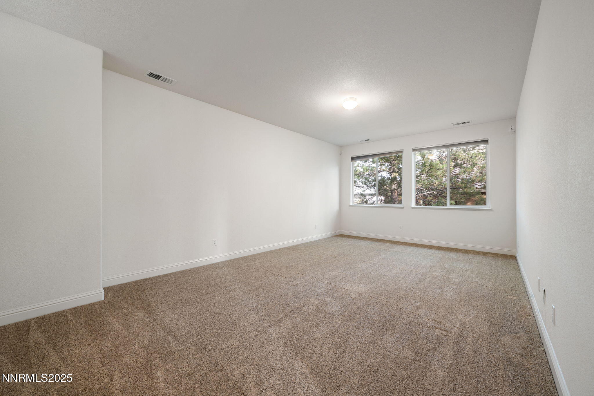 33-web-or-mls-2573 Rampart Terrace-34