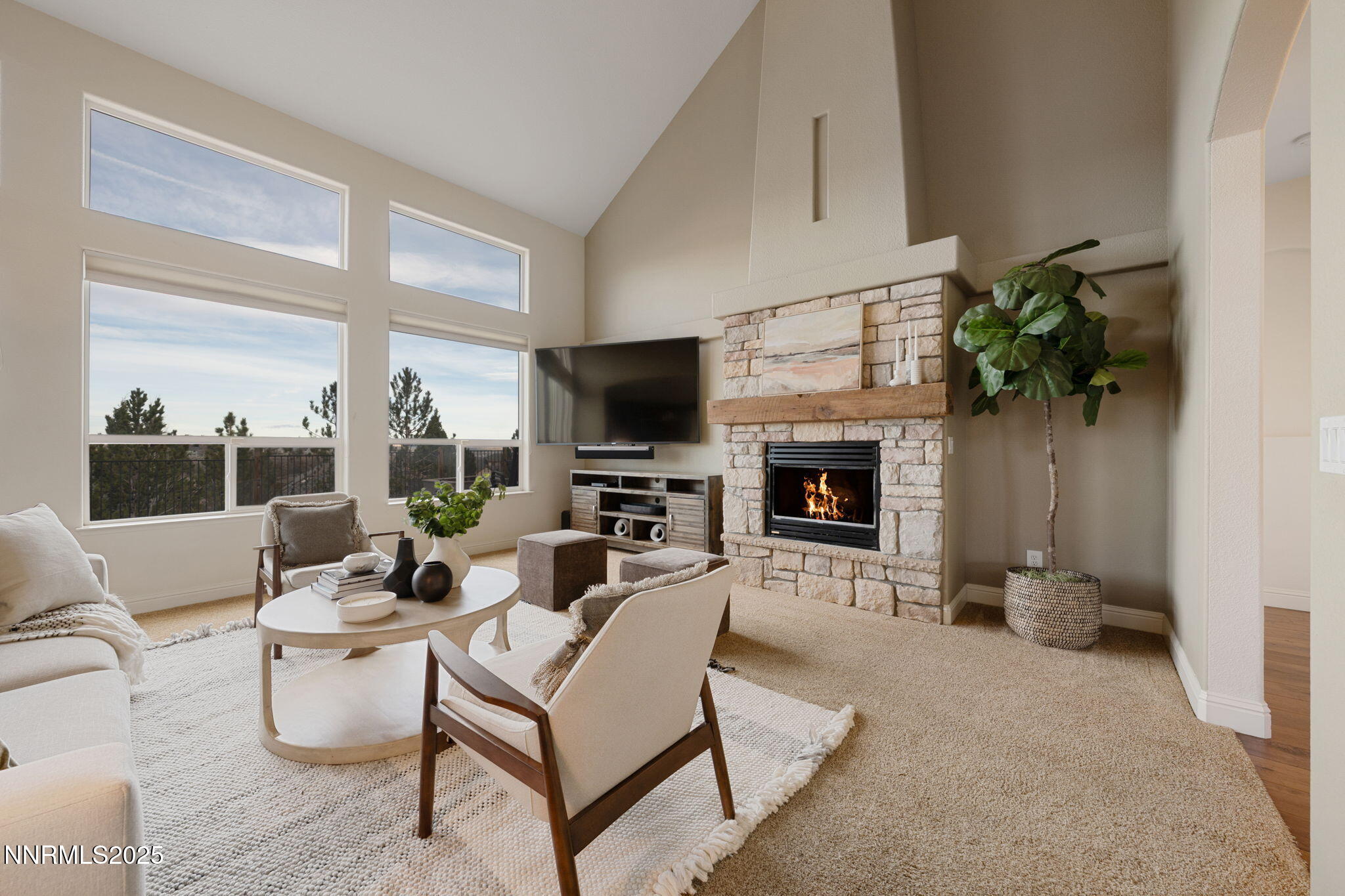 73-web-or-mls-A7408305