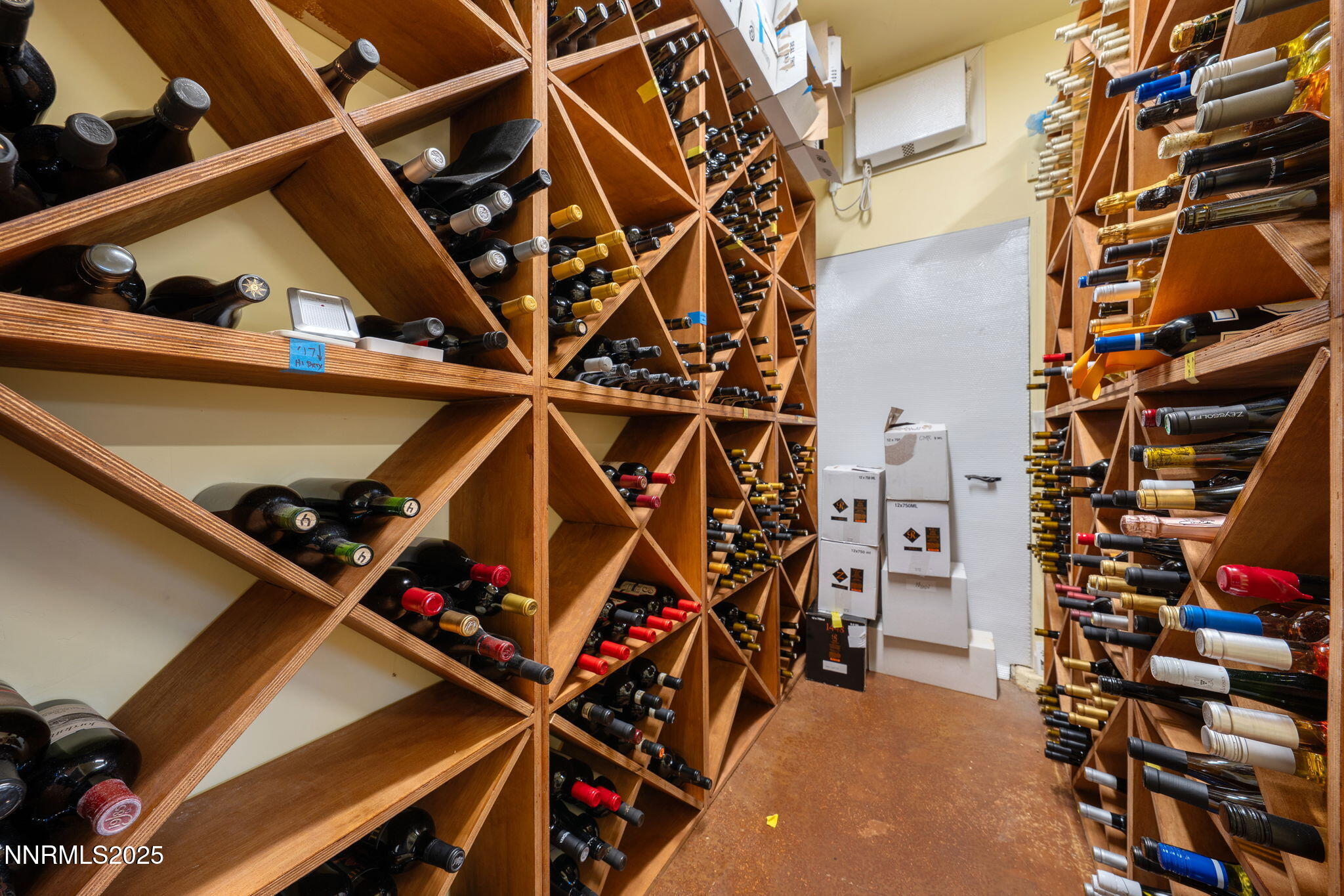 71-web-or-mls-A7408294