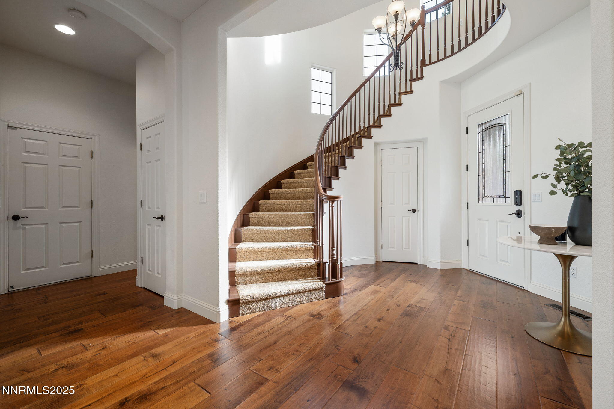 29-web-or-mls-2573 Rampart Terrace-30