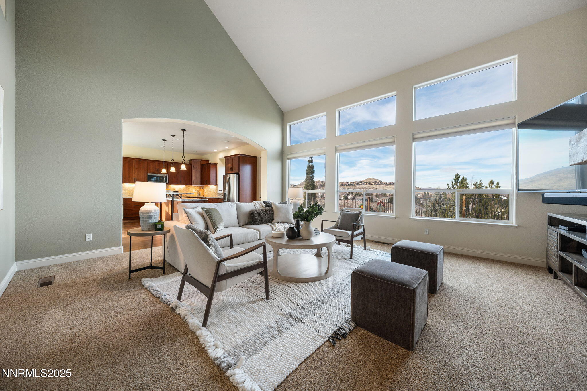 21-web-or-mls-2573 Rampart Terrace-22