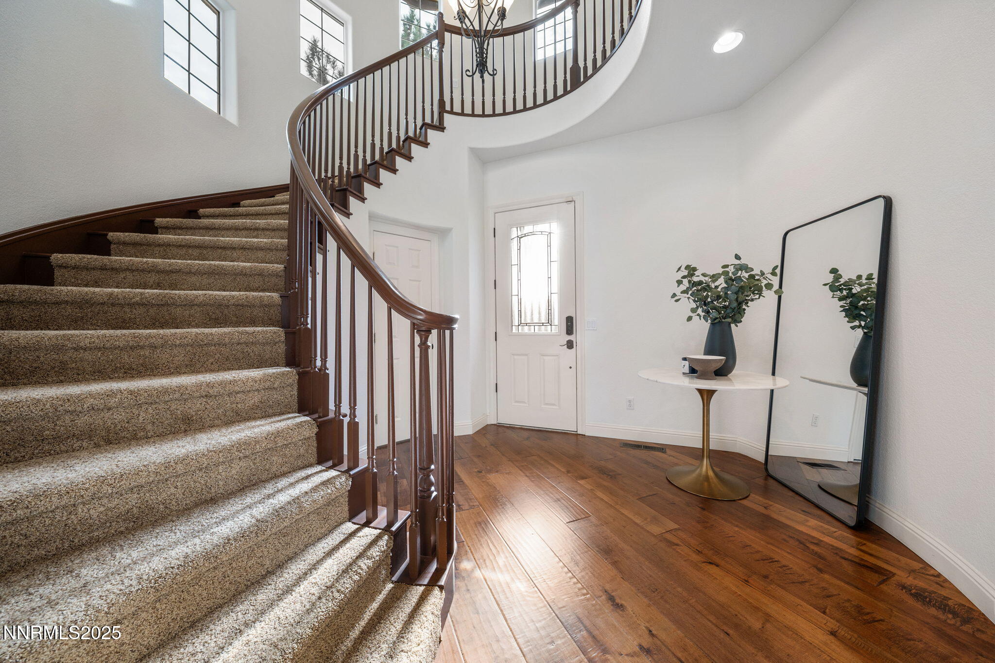 1-web-or-mls-2573 Rampart Terrace-2