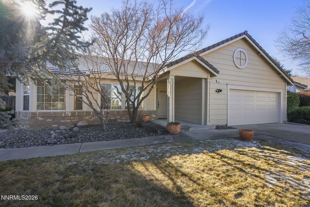 Photo of 1024 Mayflower Drive, Reno, NV 89509 (MLS # 260000592)