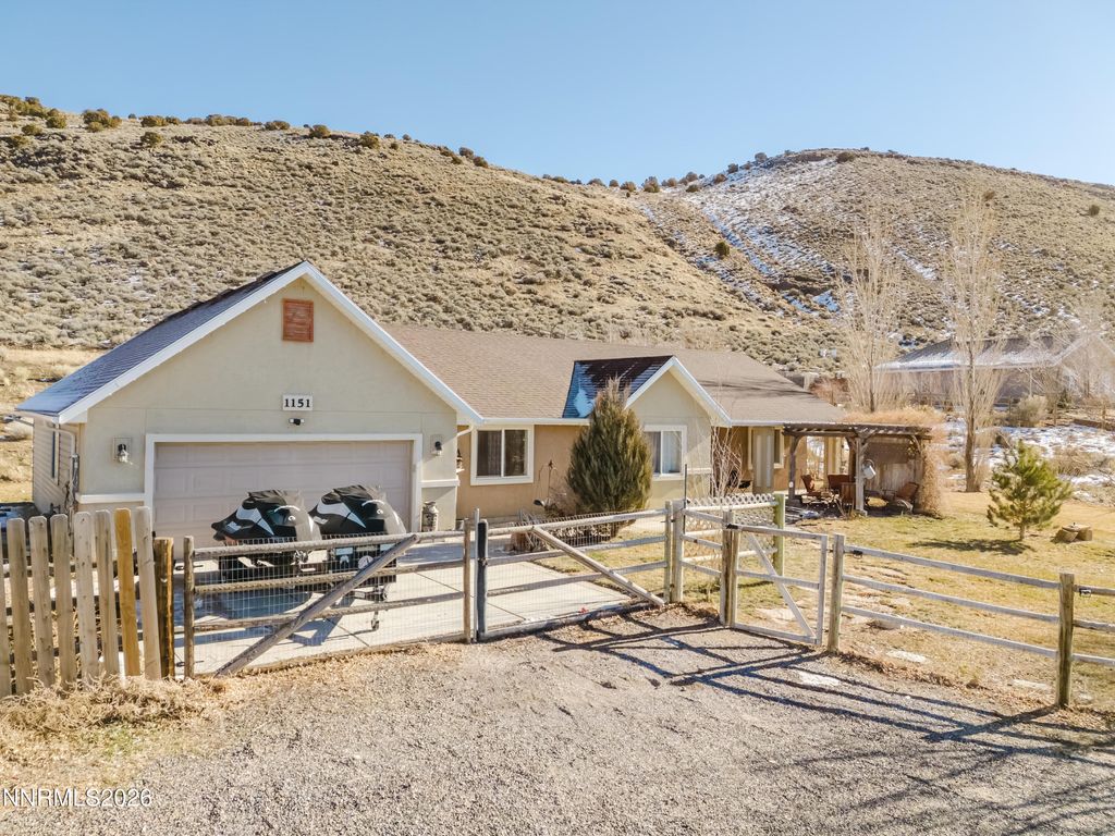 Photo of 1151 Amber Way, Elko, NV 89801 (MLS # 260000718)