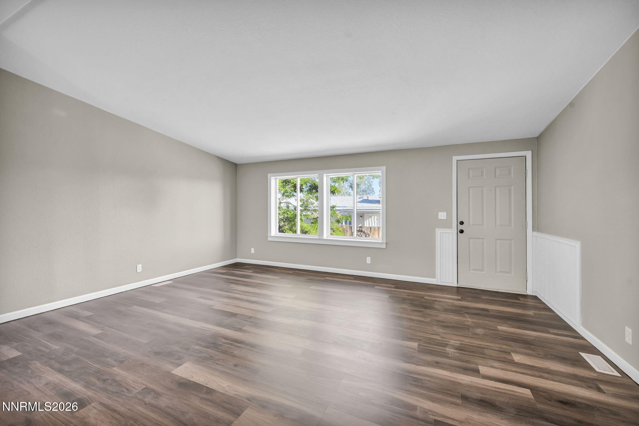 4962 Newport Court