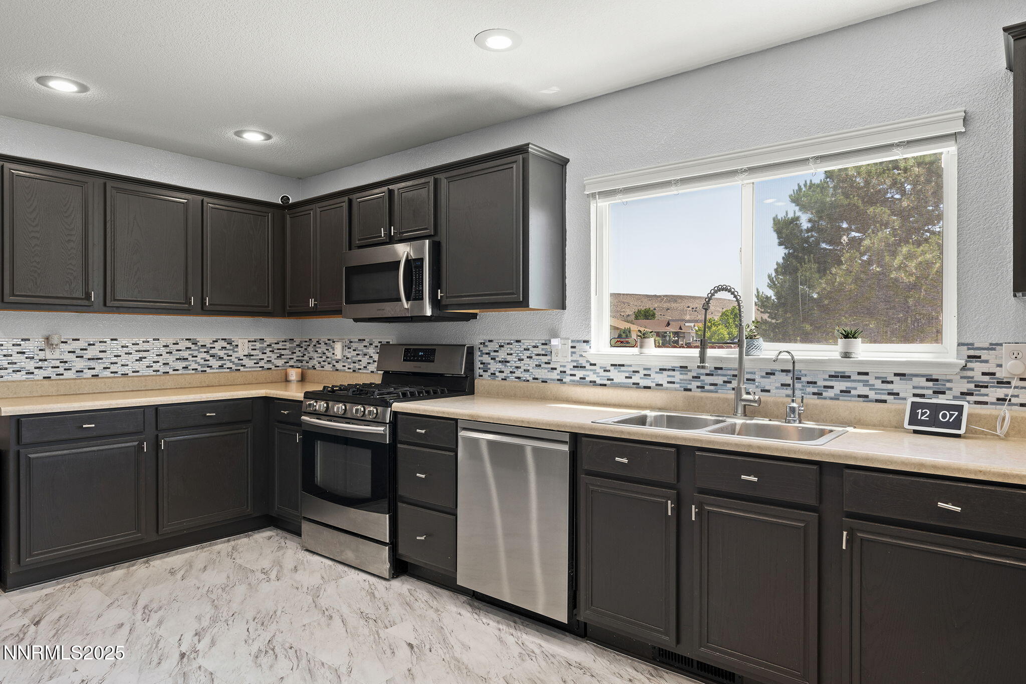 17-web-or-mls-_DSC9022