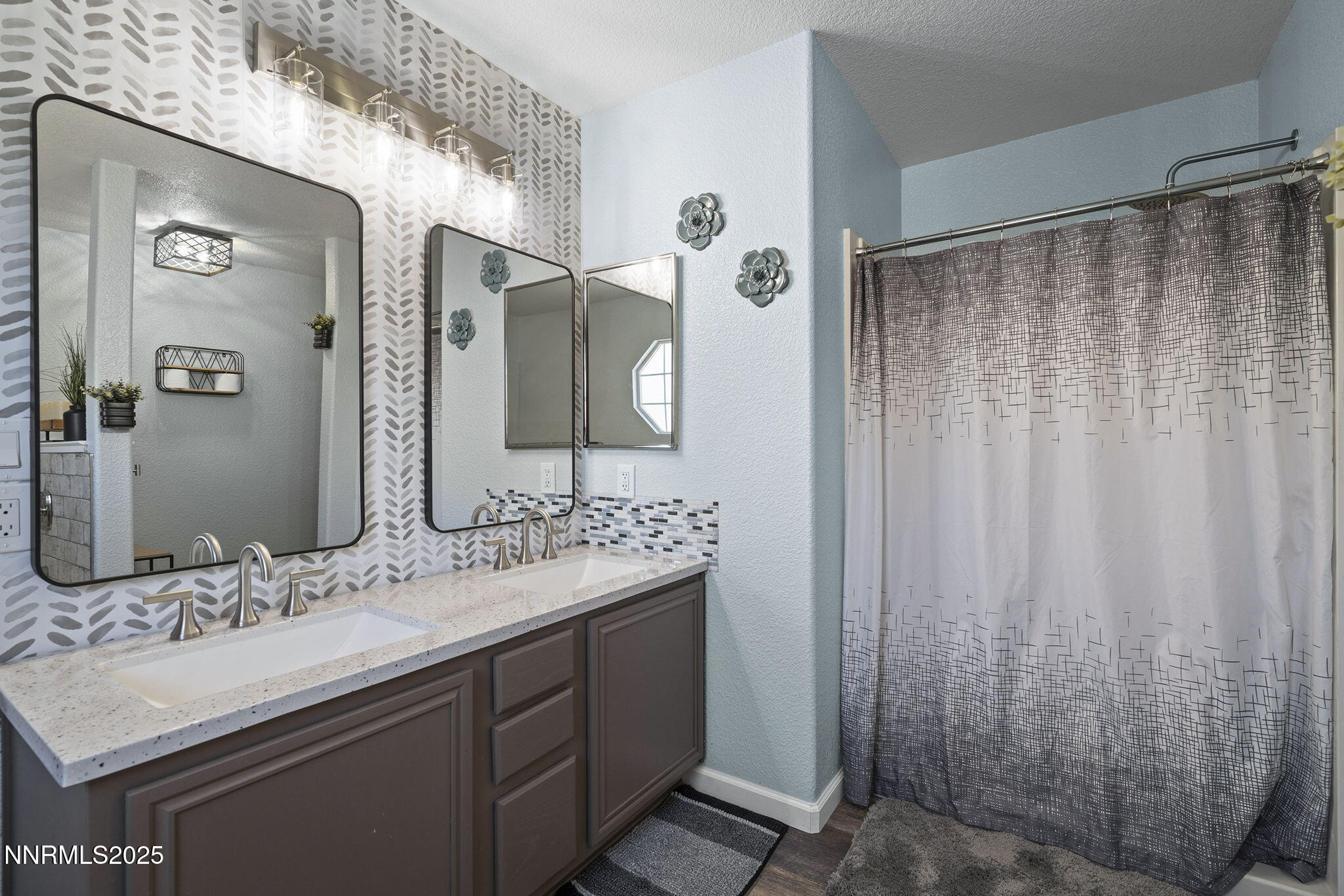 21-web-or-mls-_DSC9070