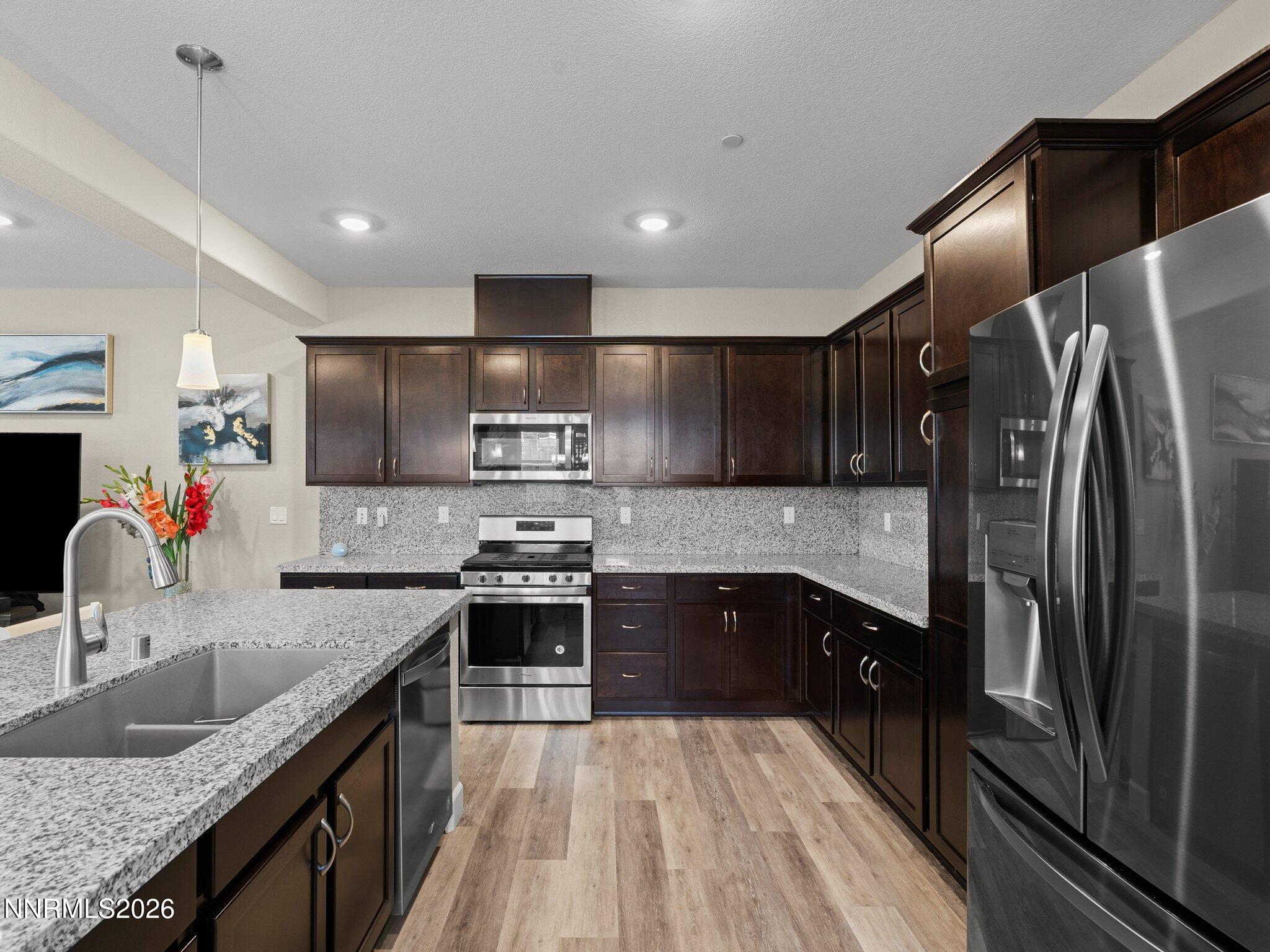 1914 Sea Horse Rd-112