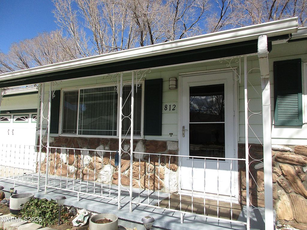 Photo of 812 Chernus Drive, Carson City, NV 89703 (MLS # 260002608)