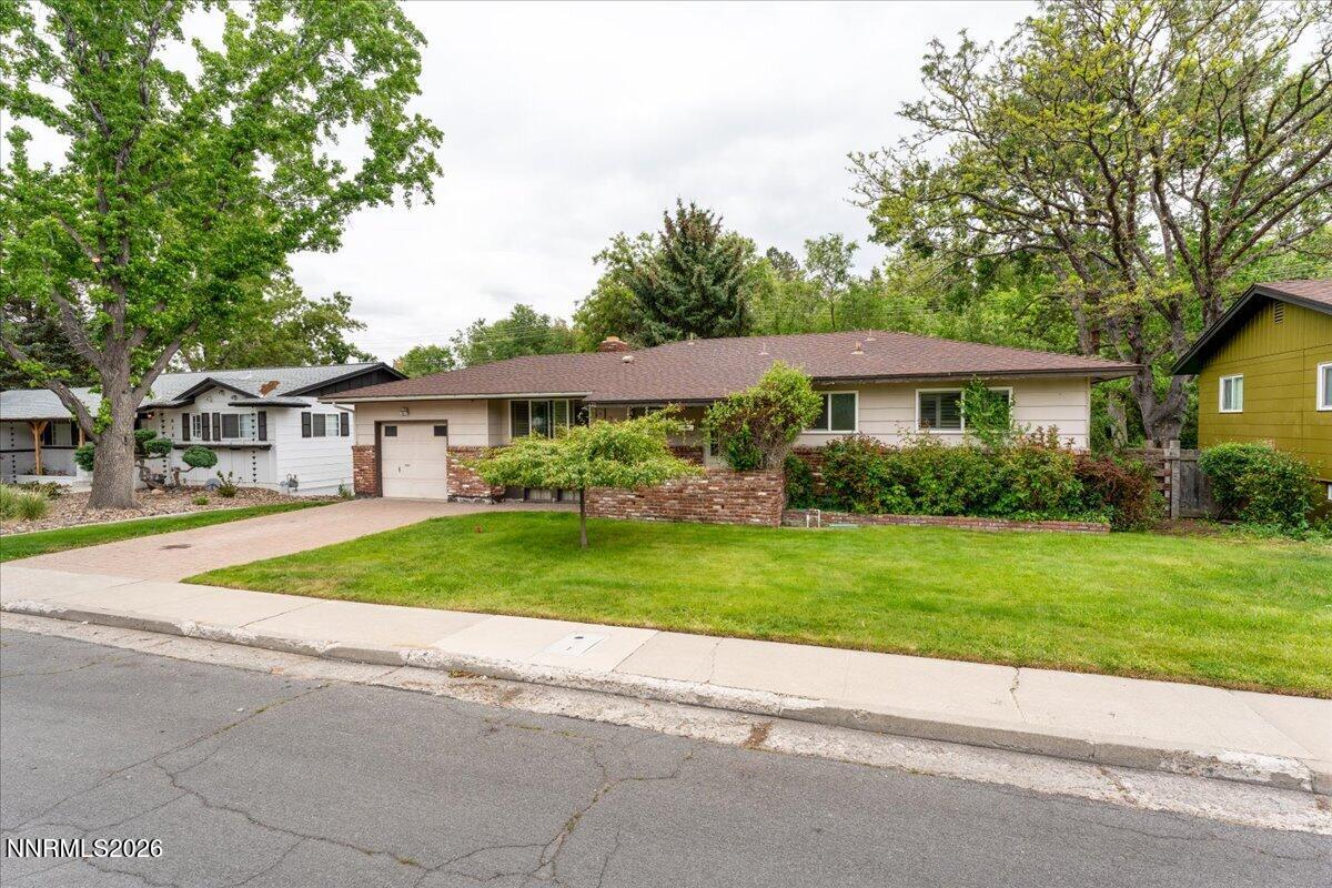 640 Rosewood Drive