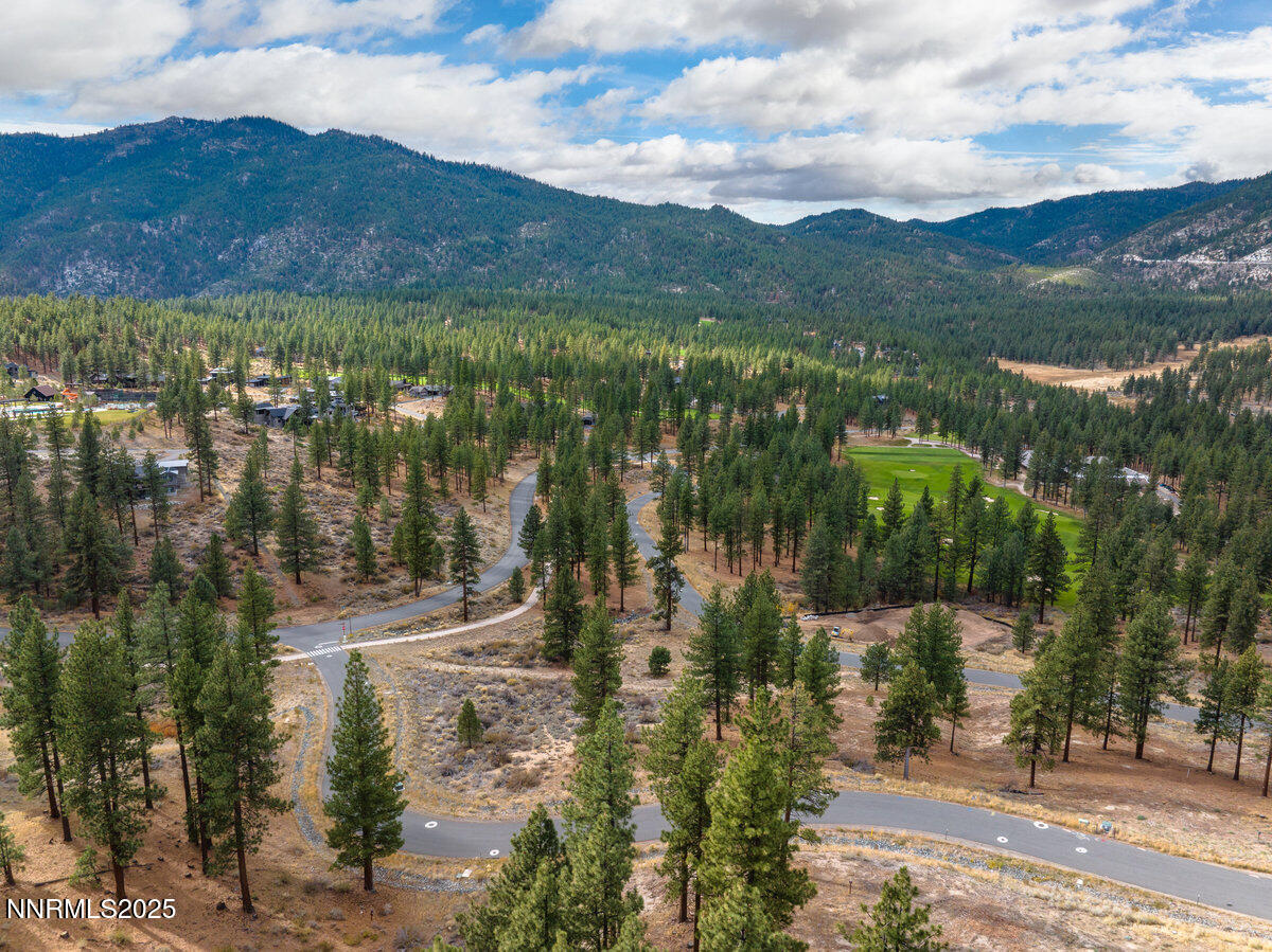 009_569_headwaters-9_830