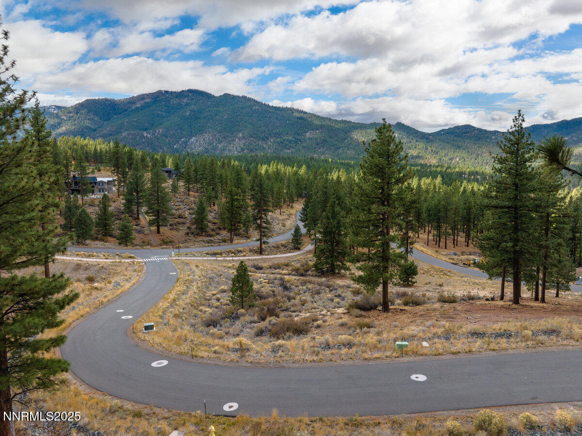 007_569_headwaters-7_768