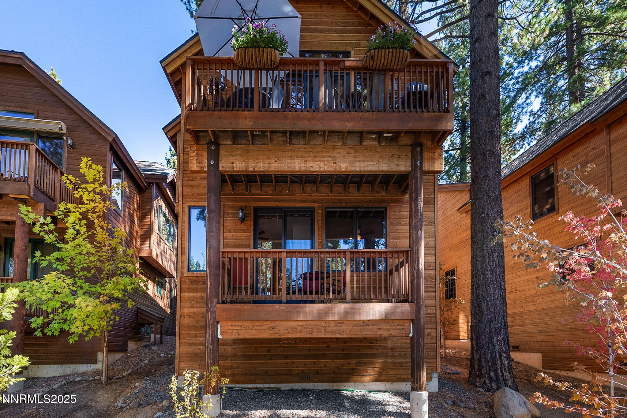 58-web-or-mls-779 Rosewood-52