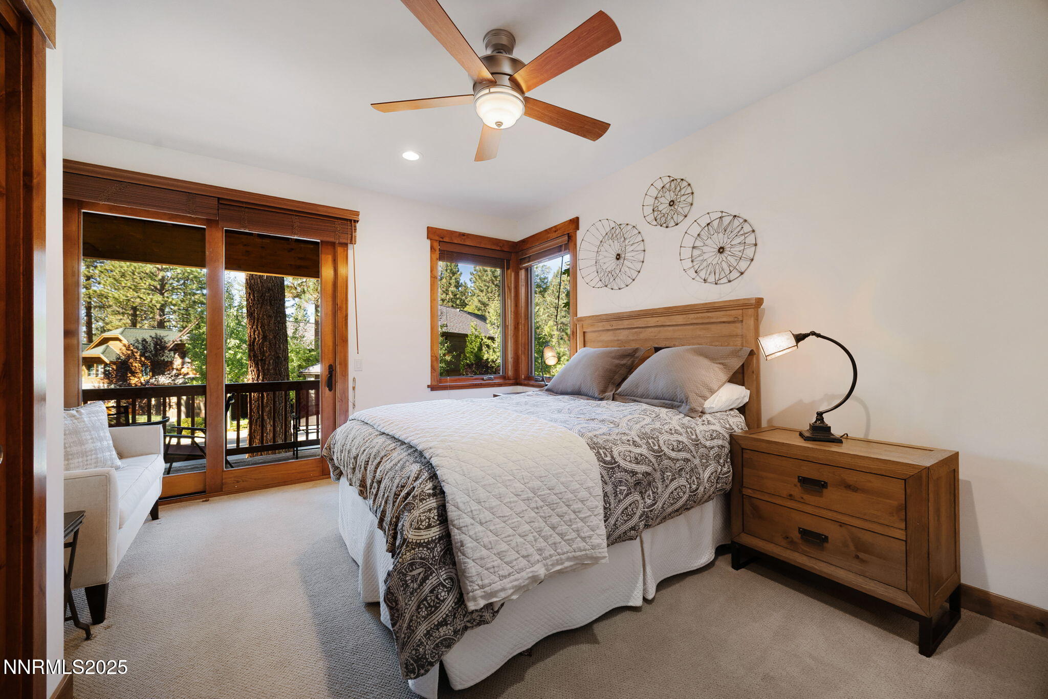 36-web-or-mls-779 Rosewood-15