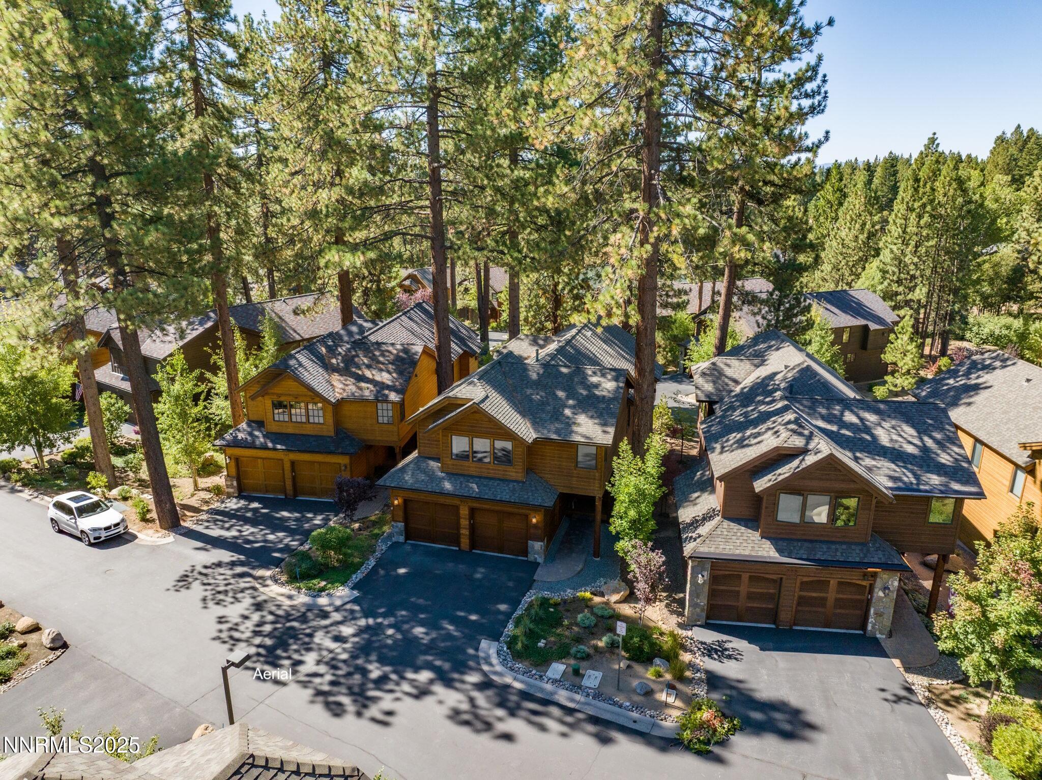 61-web-or-mls-779 Rosewood Aerial