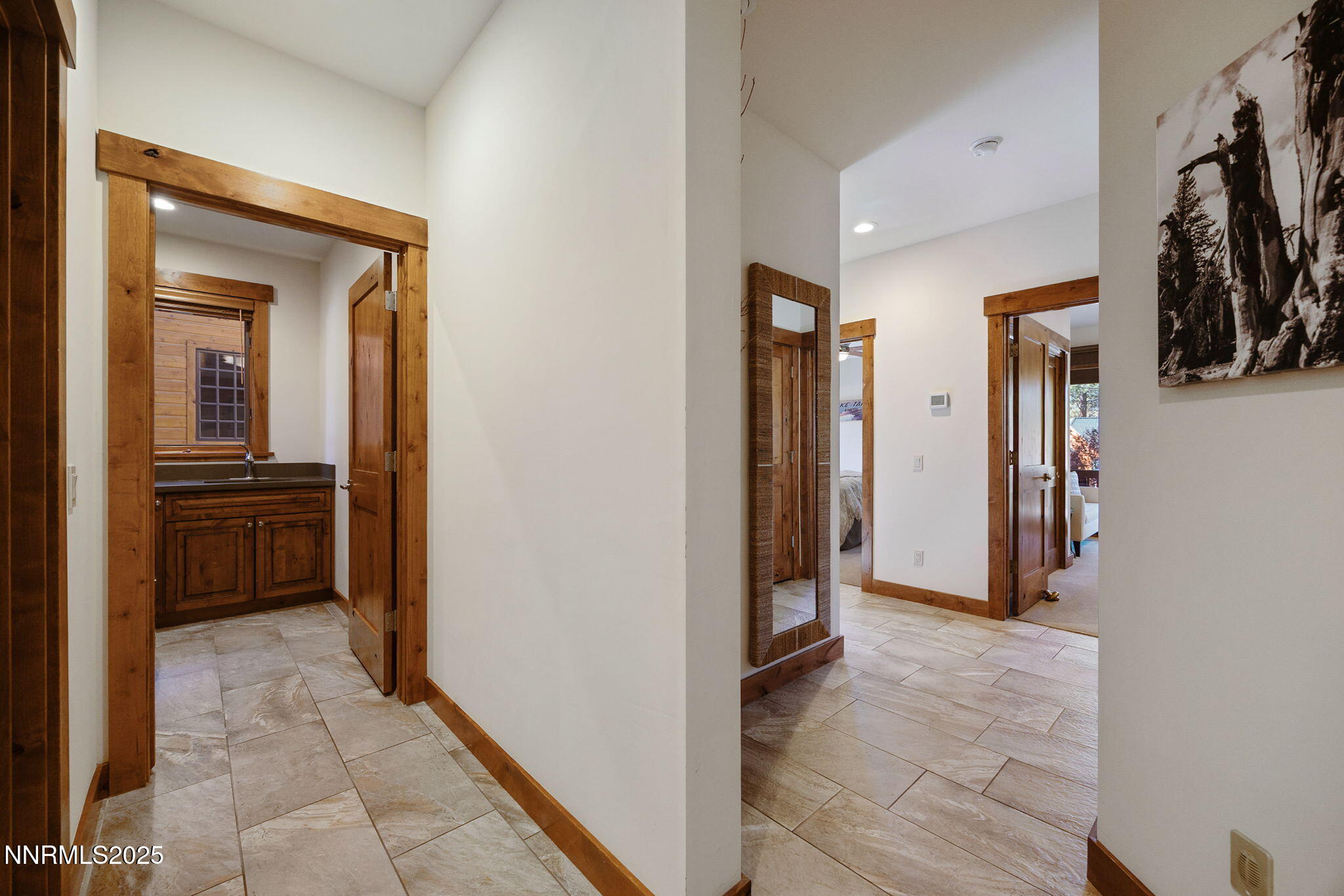 35-web-or-mls-779 Rosewood-6