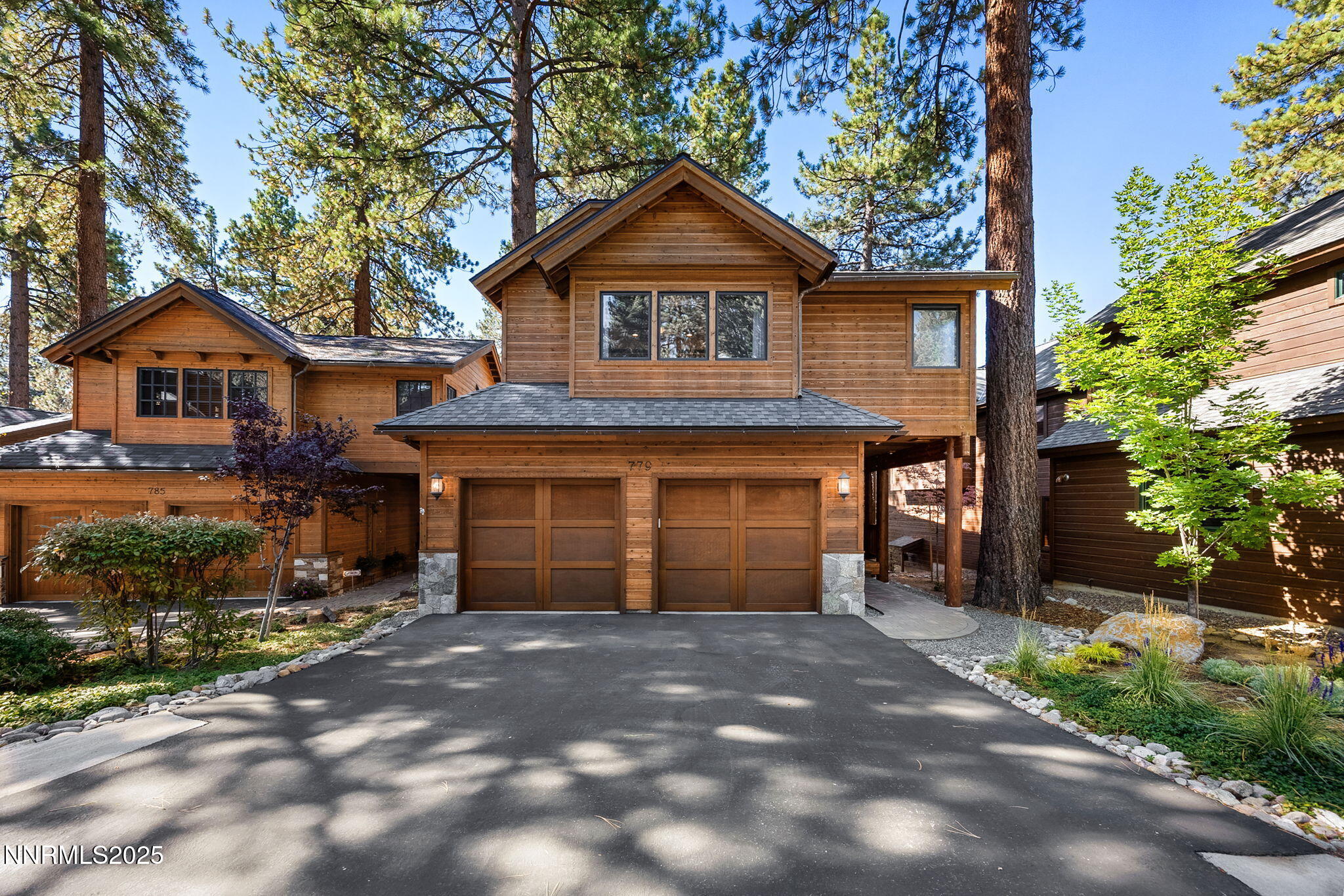 56-web-or-mls-779 Rosewood-49