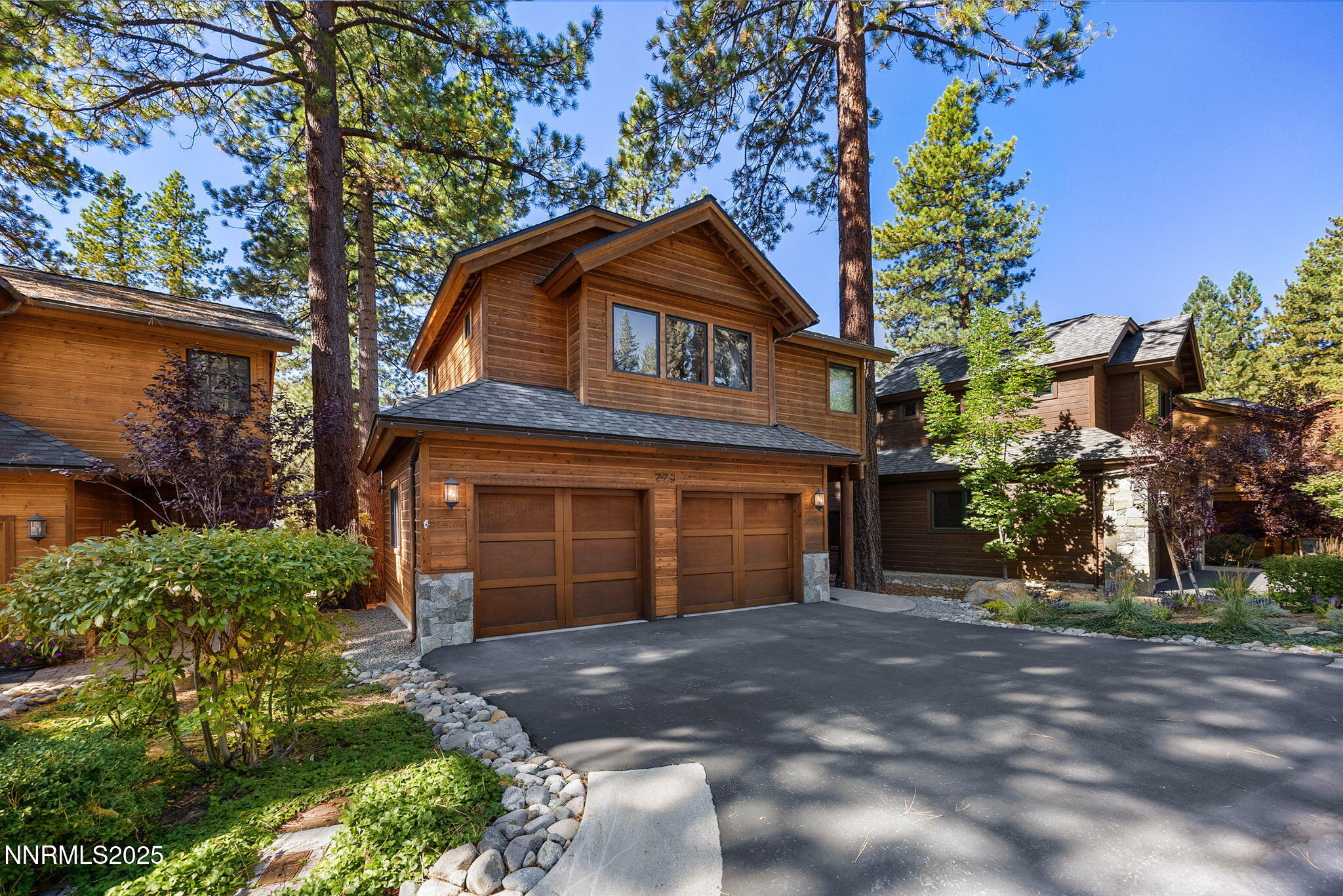 57-web-or-mls-779 Rosewood-50