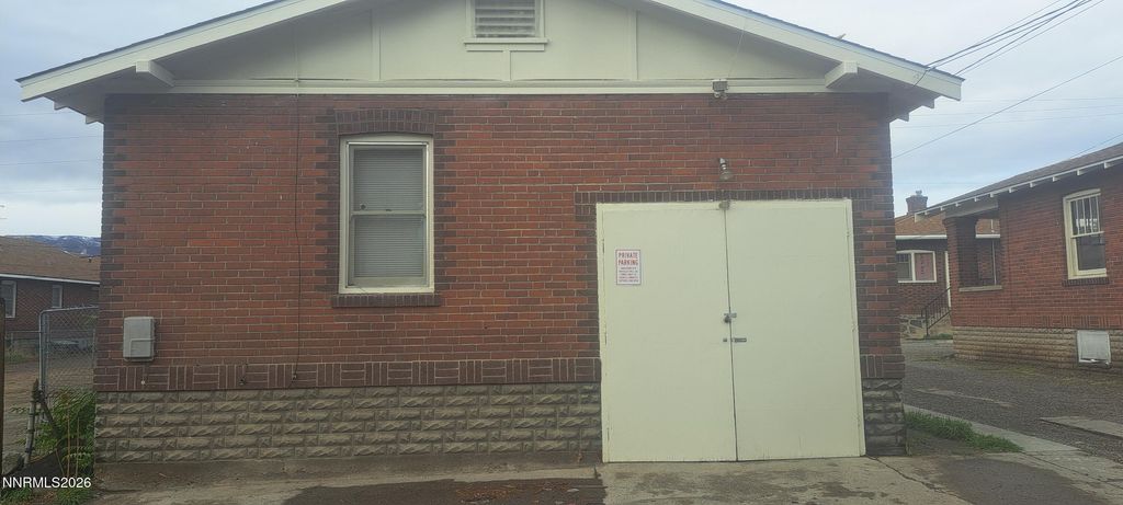 Photo of 138 Keystone Avenue, Reno, NV 89503 (MLS # 260002581)