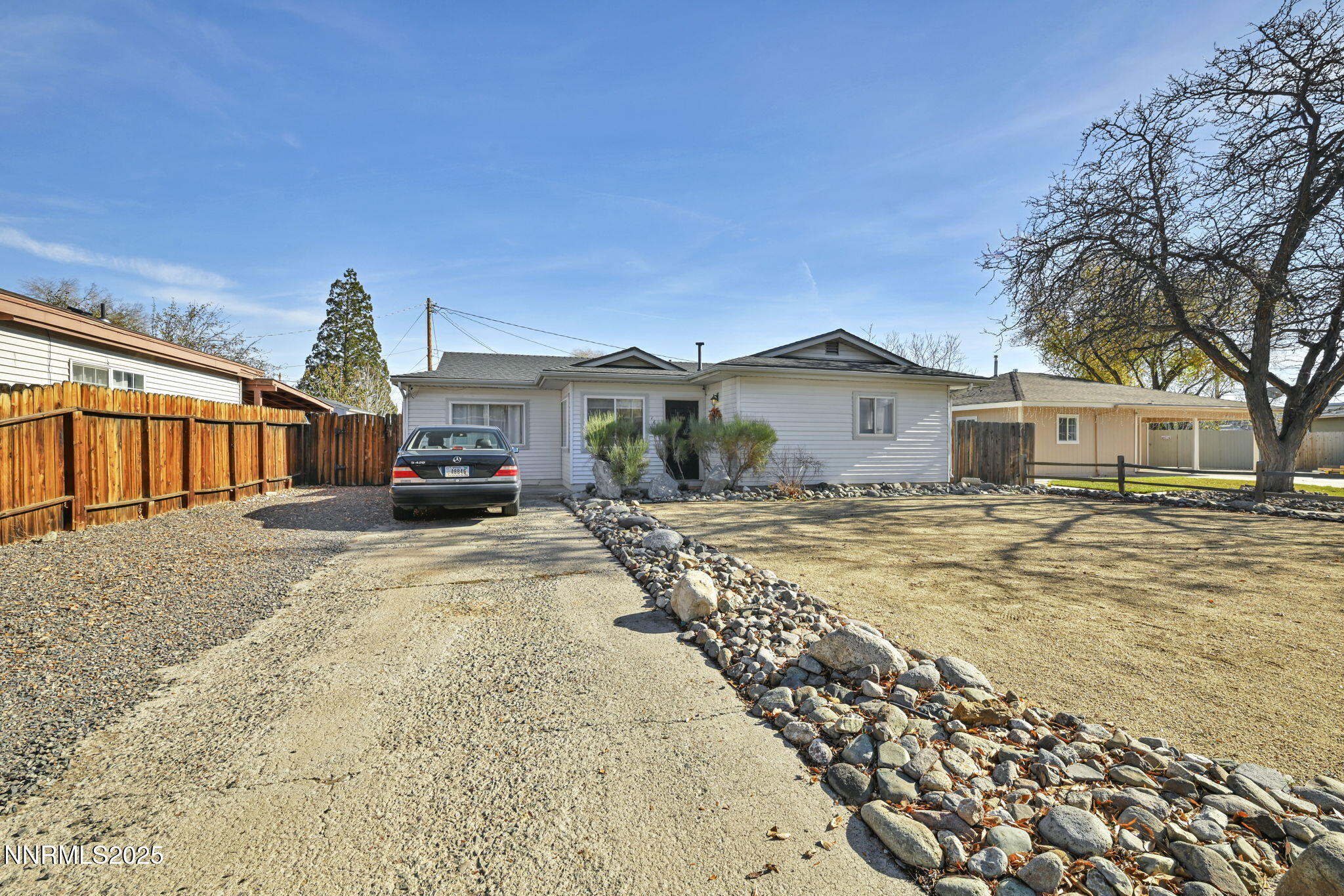 6-web-or-mls-1660-jackson-pl