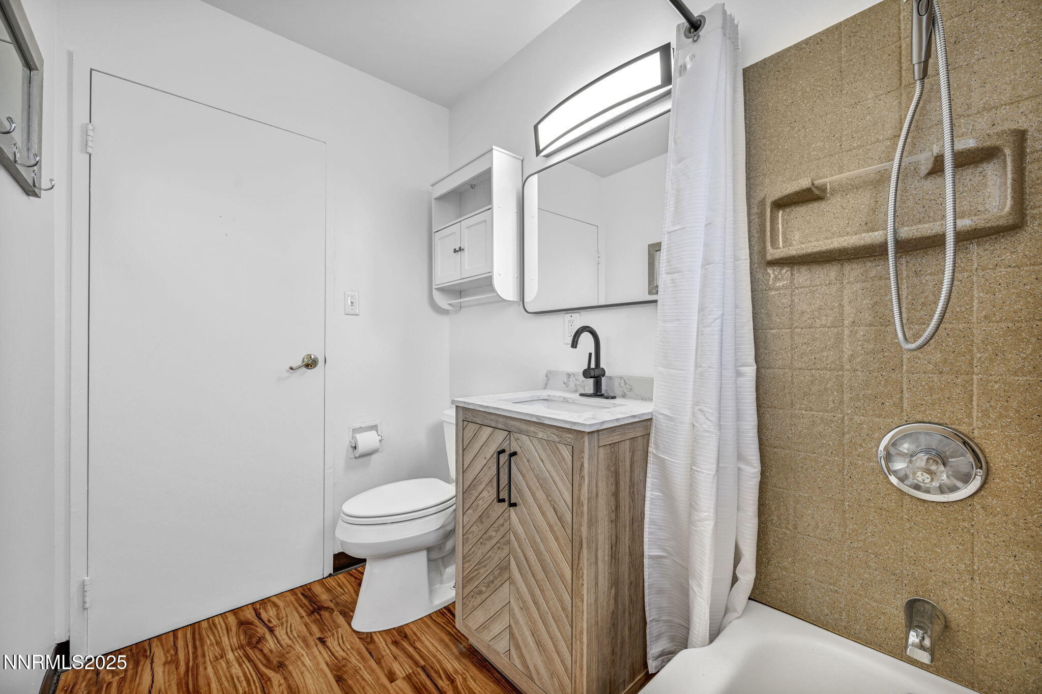 53-web-or-mls-1660-jackson-pl