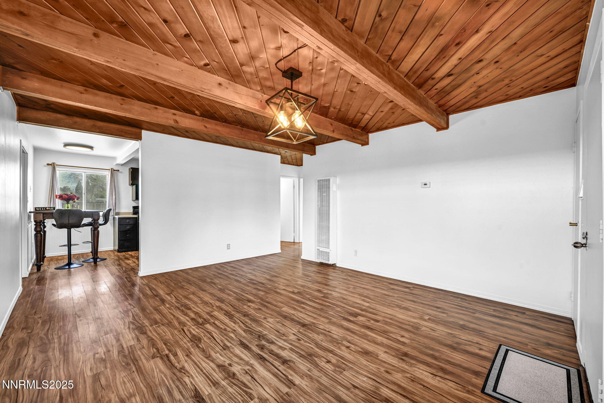 36-web-or-mls-1660-jackson-pl