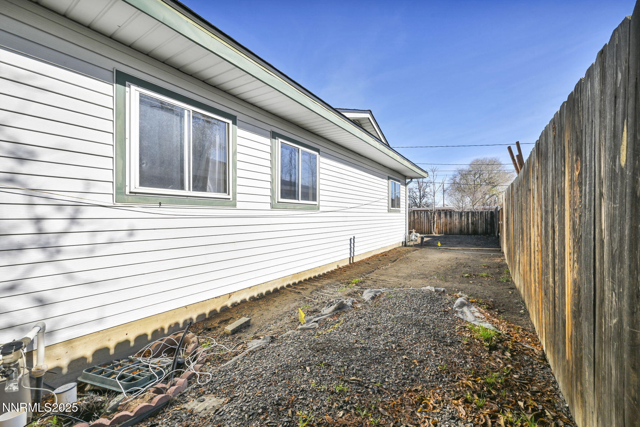 9-web-or-mls-1660-jackson-pl